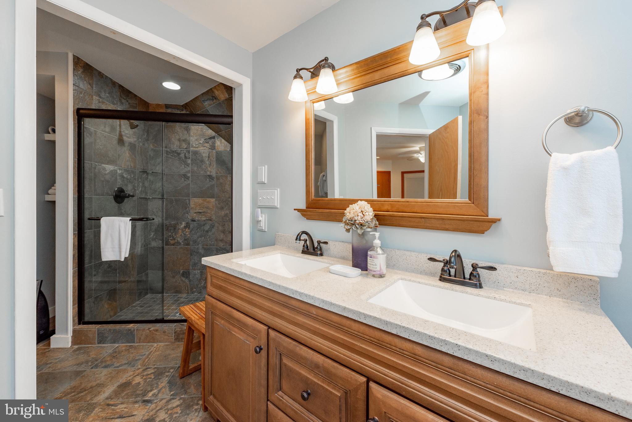 LAKE FOREST - Residential