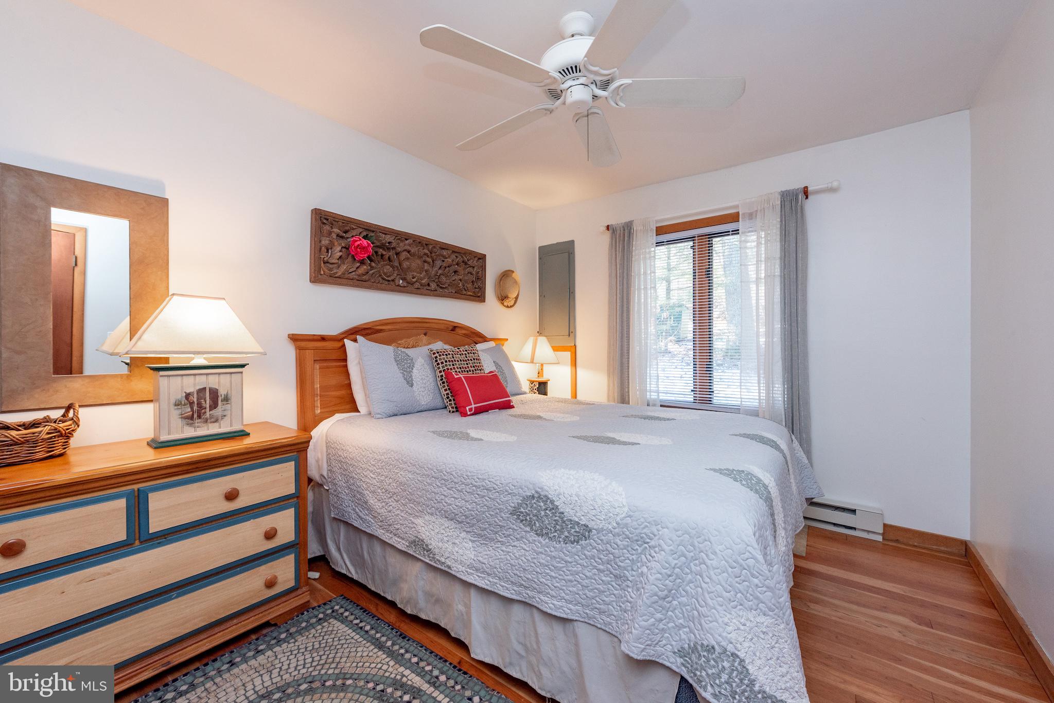 LAKE FOREST - Residential