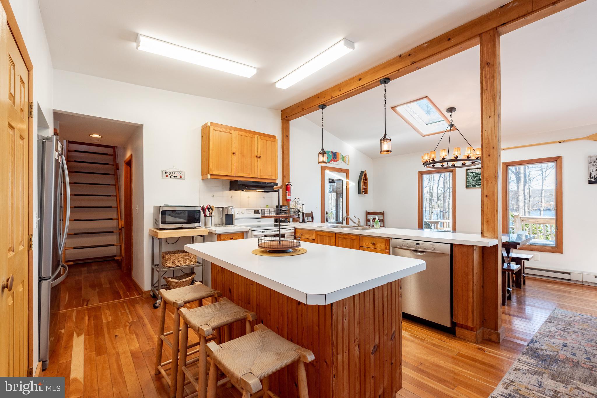 LAKE FOREST - Residential