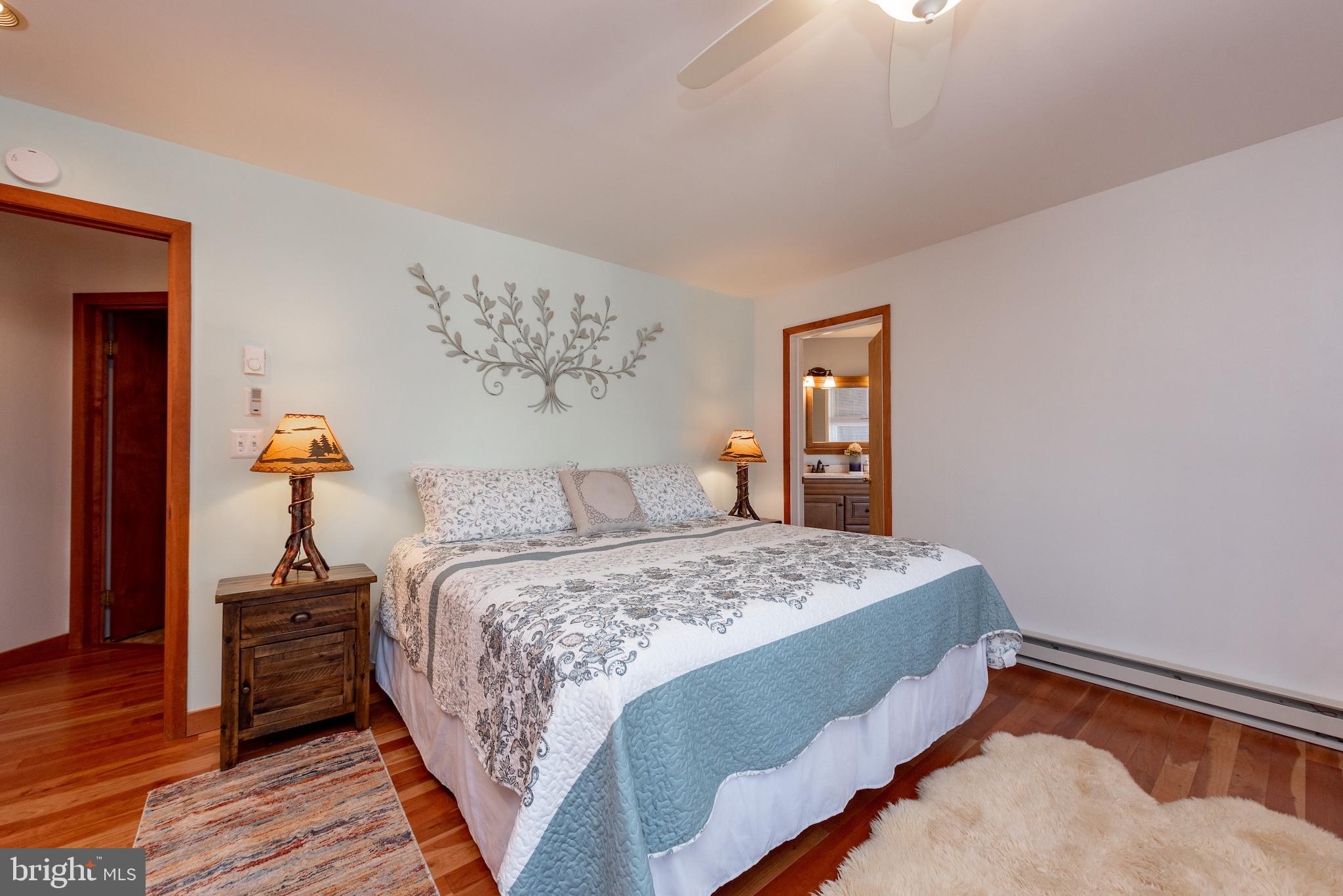 LAKE FOREST - Residential