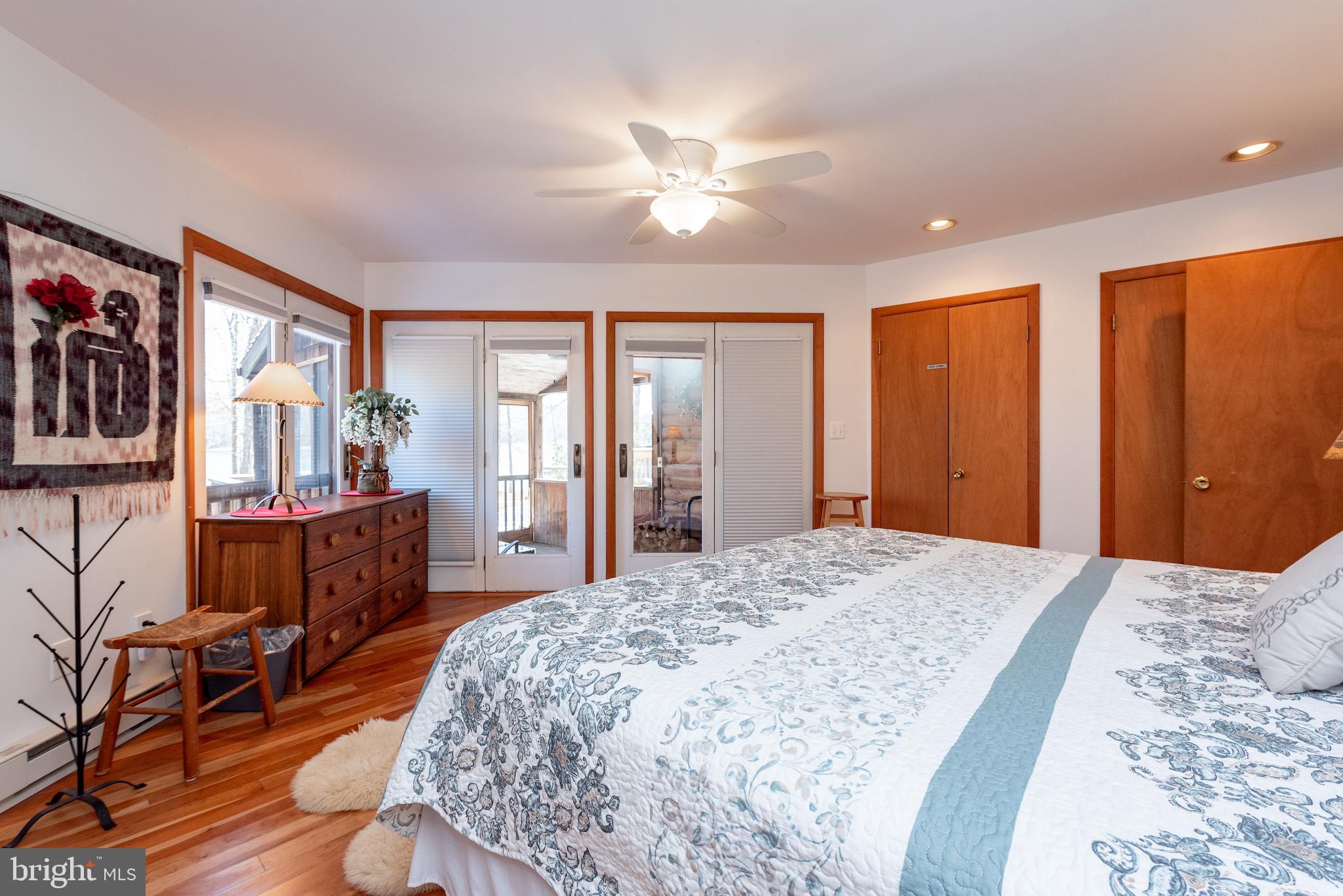 LAKE FOREST - Residential