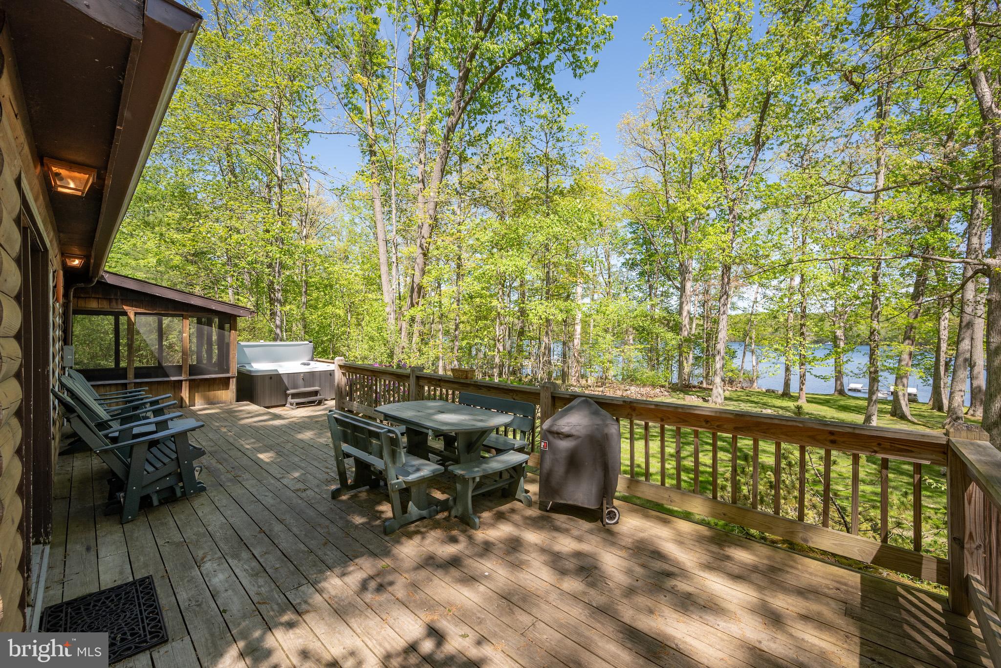 LAKE FOREST - Residential