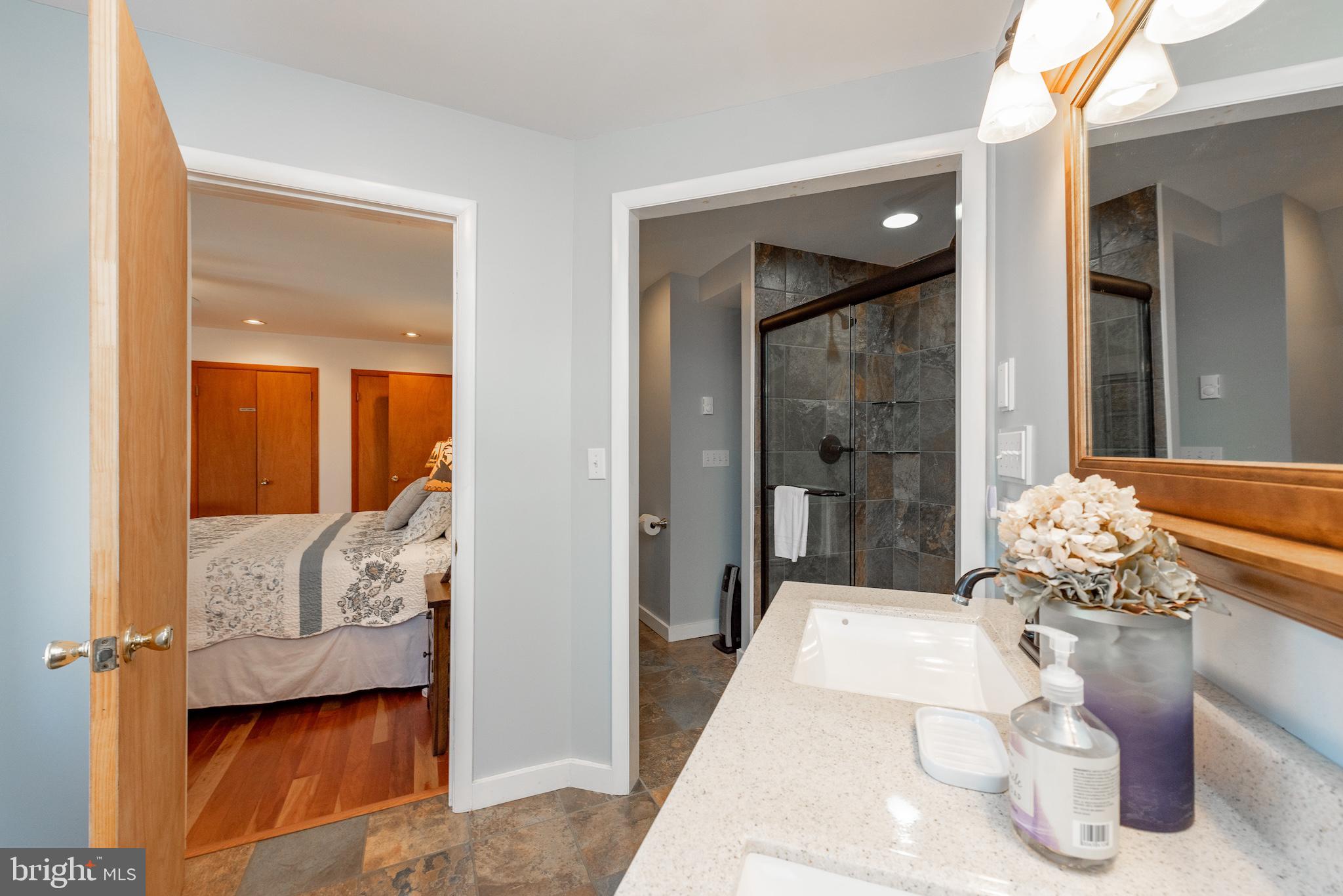 LAKE FOREST - Residential