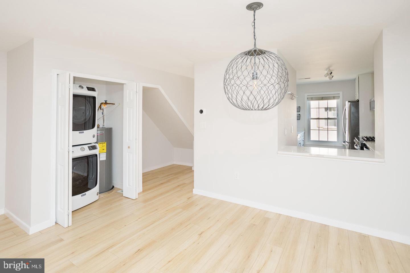 WESTHAMPTON MEWS - Residential