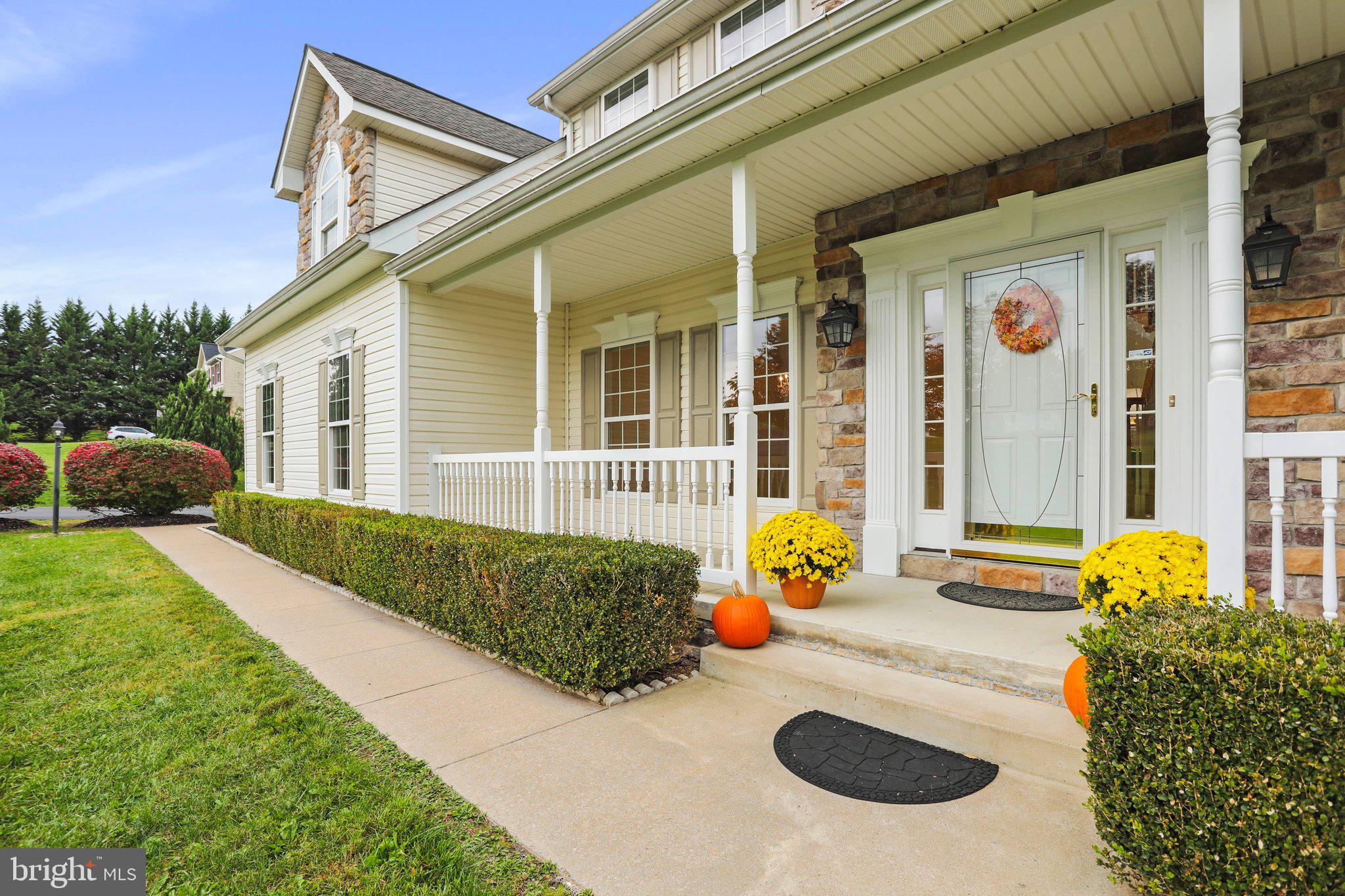 HIGHPOINTE - Residential