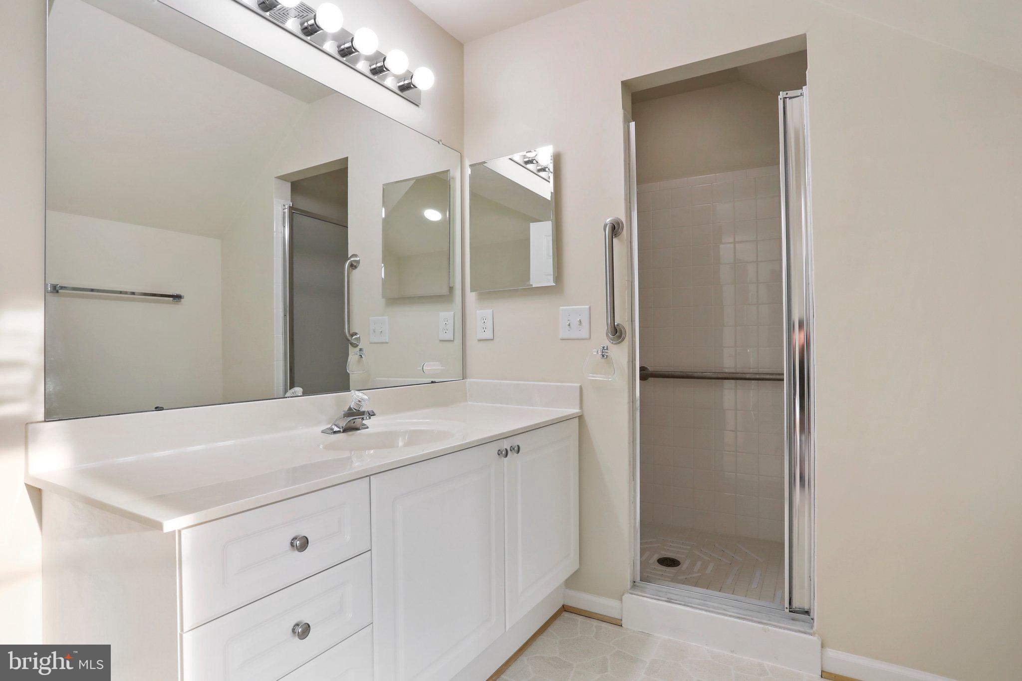 HIGHPOINTE - Residential