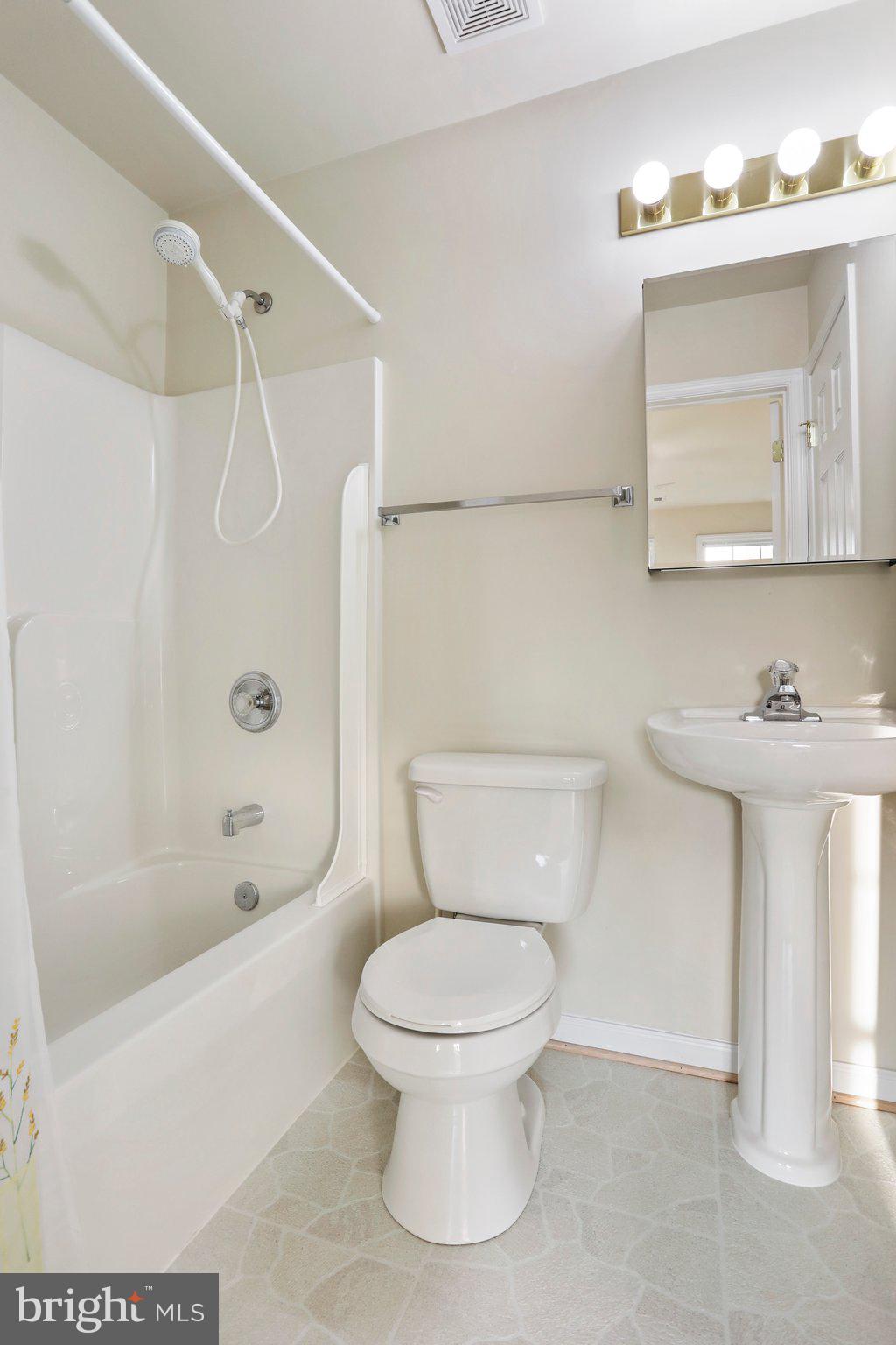 HIGHPOINTE - Residential