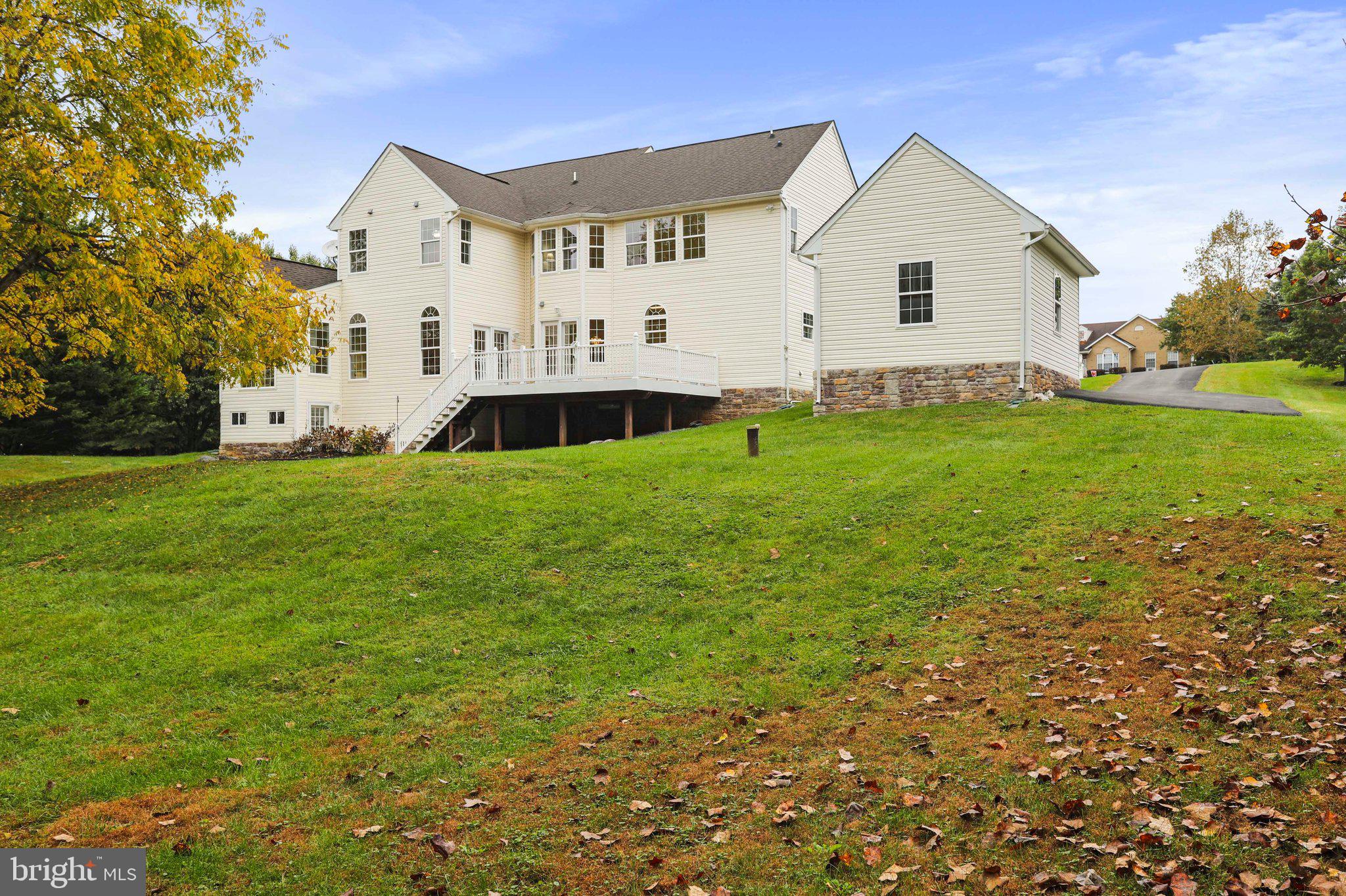 HIGHPOINTE - Residential