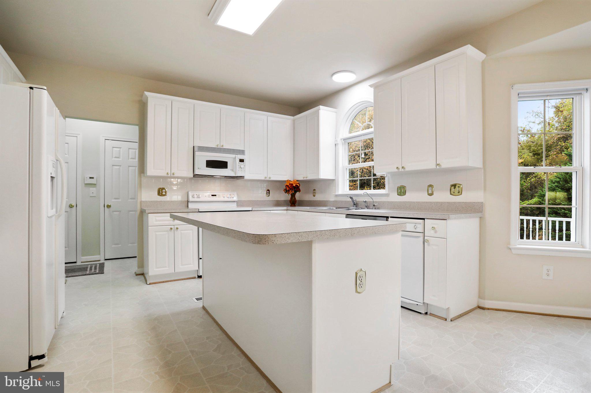 HIGHPOINTE - Residential