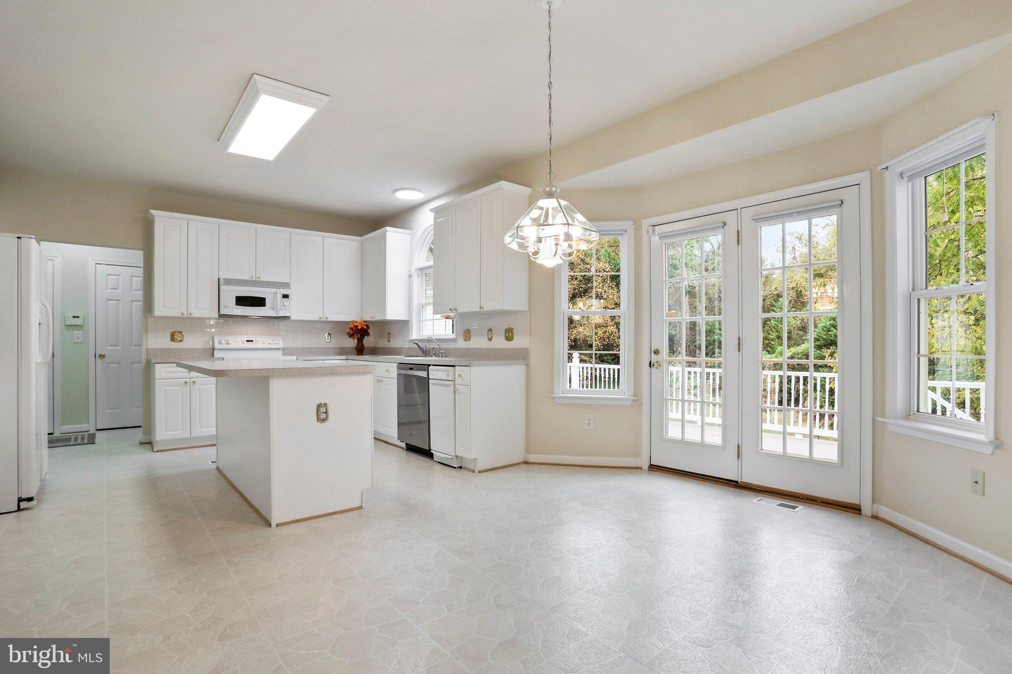 HIGHPOINTE - Residential