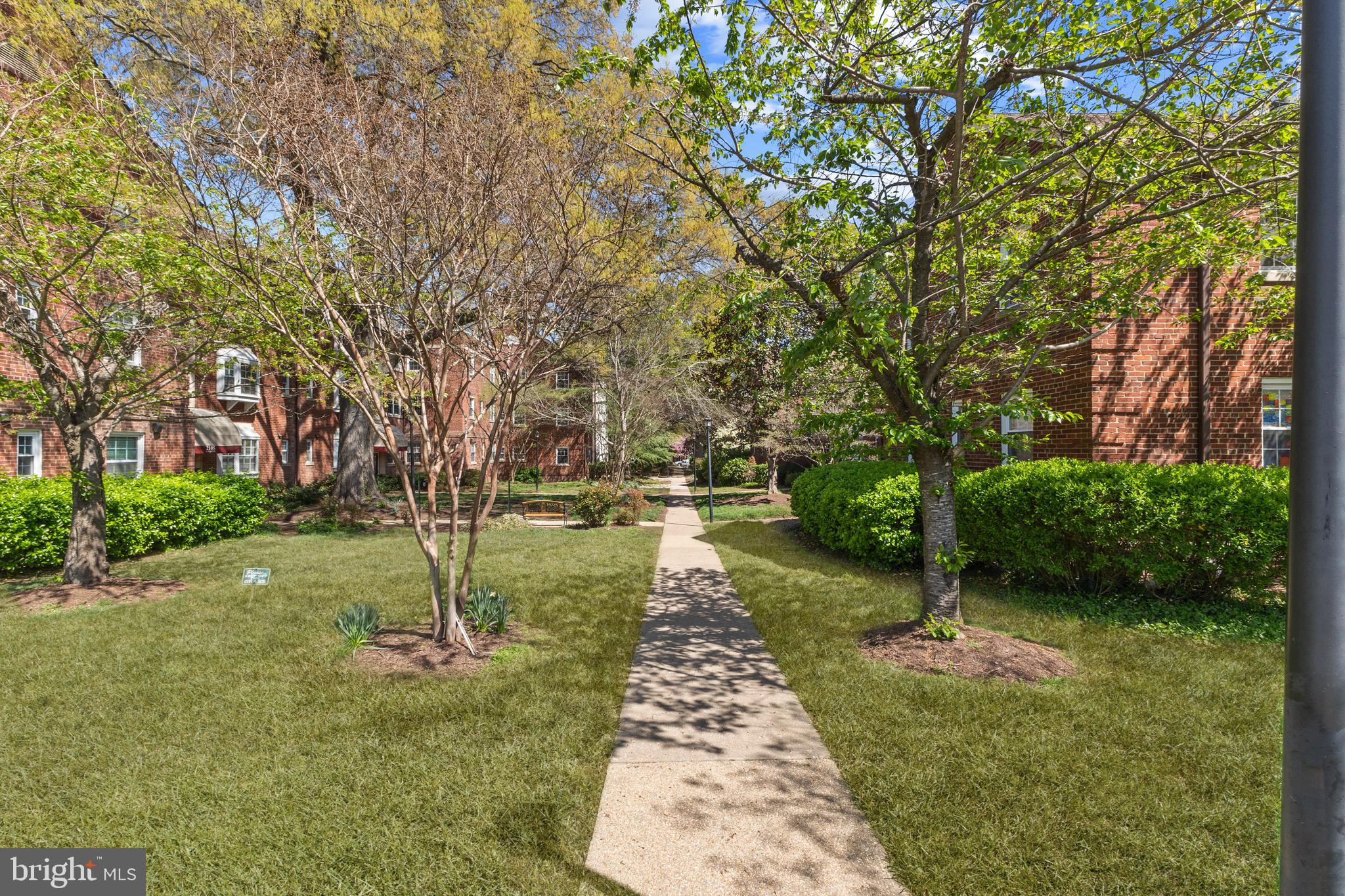 PALISADE GARDENS - Residential