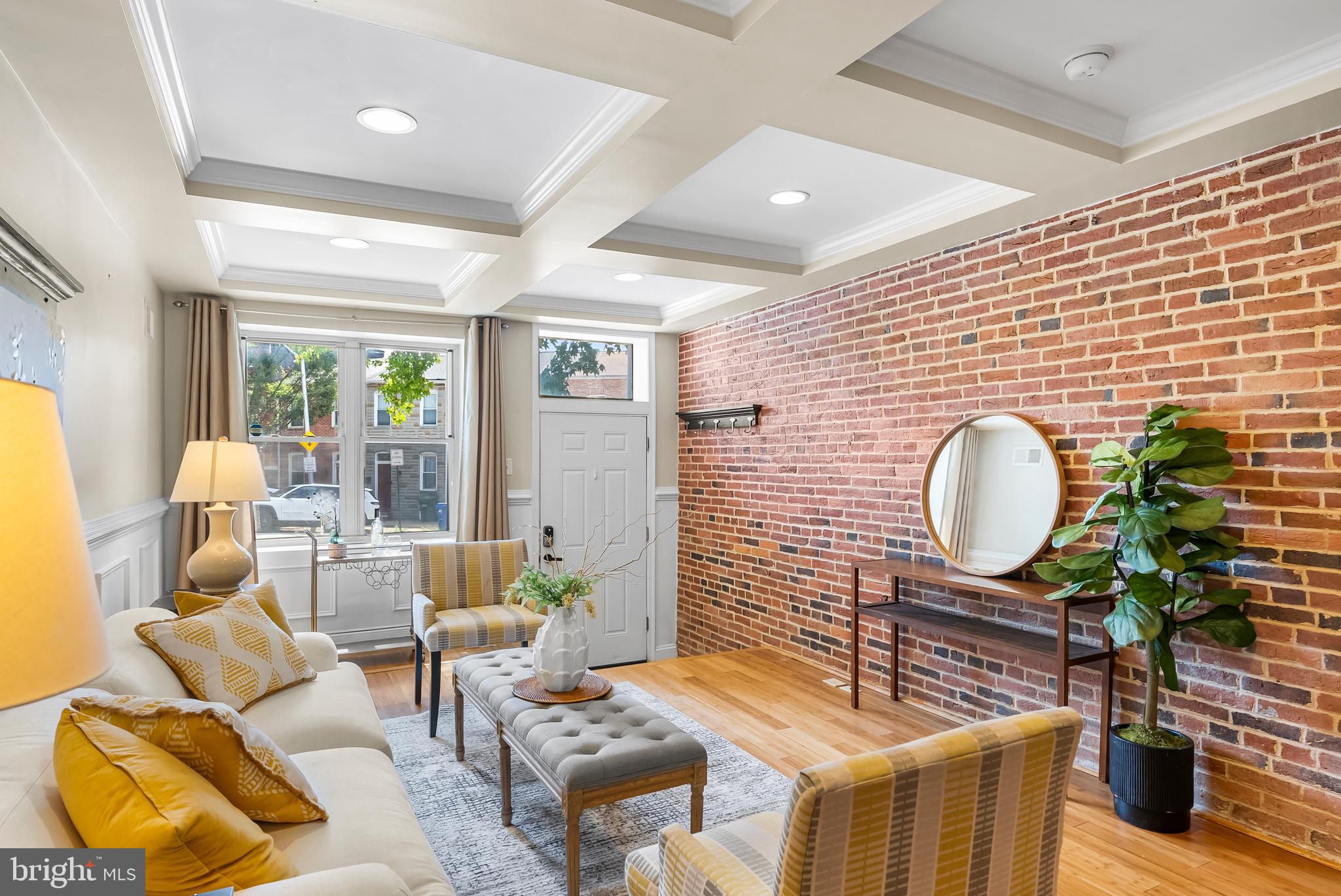 2204 FLEET STREET