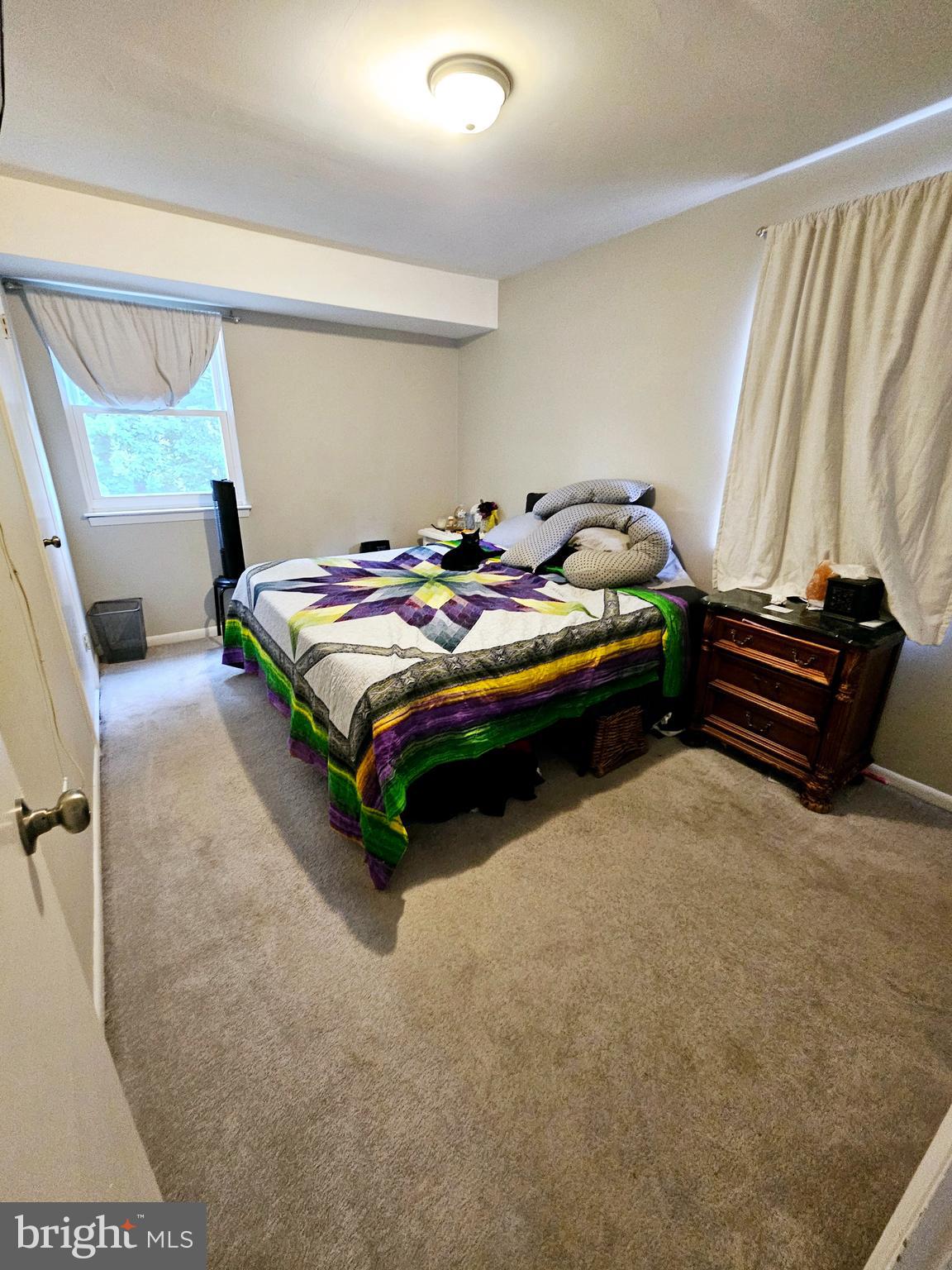 PONDVIEW - Residential