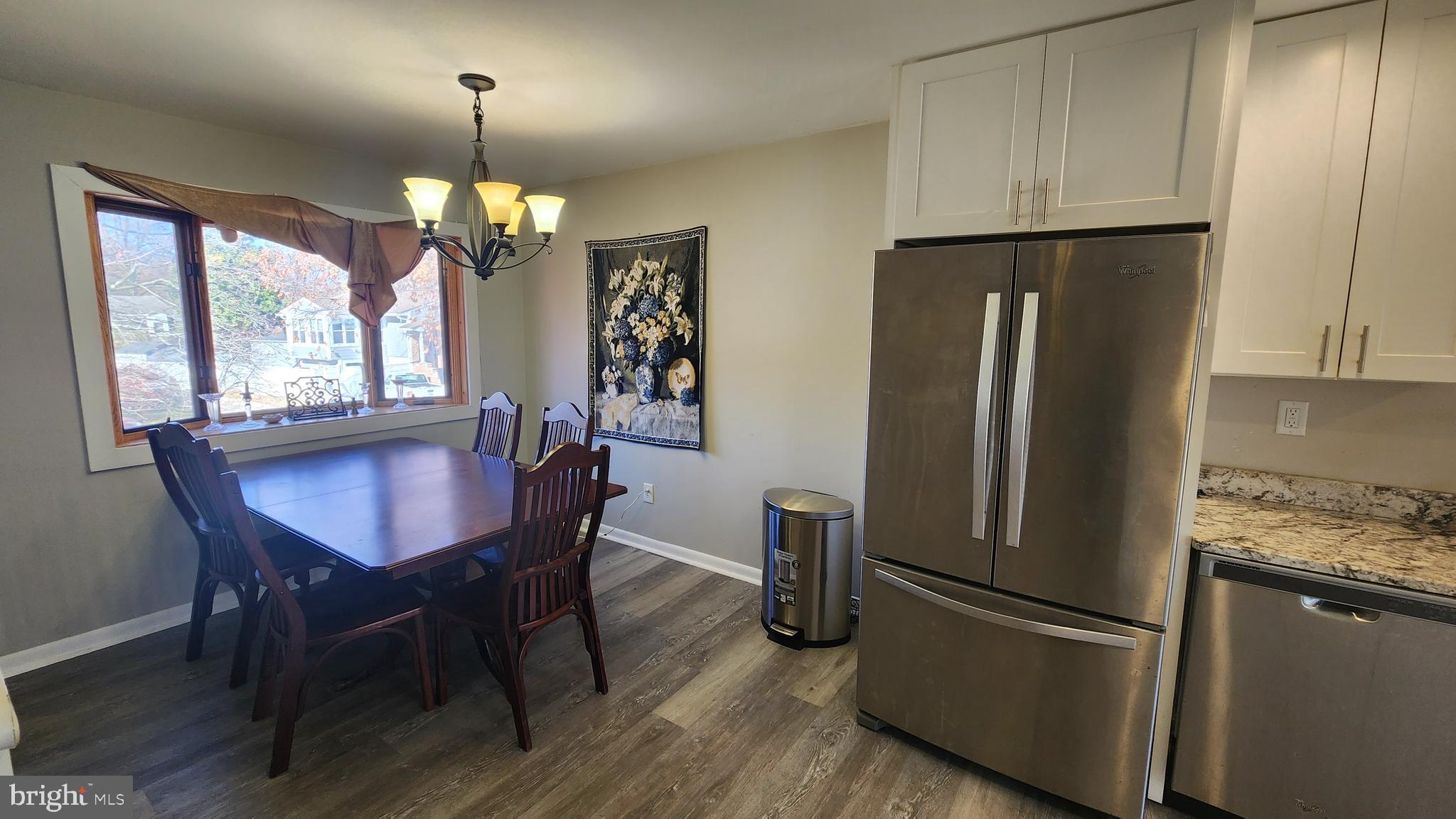 PONDVIEW - Residential