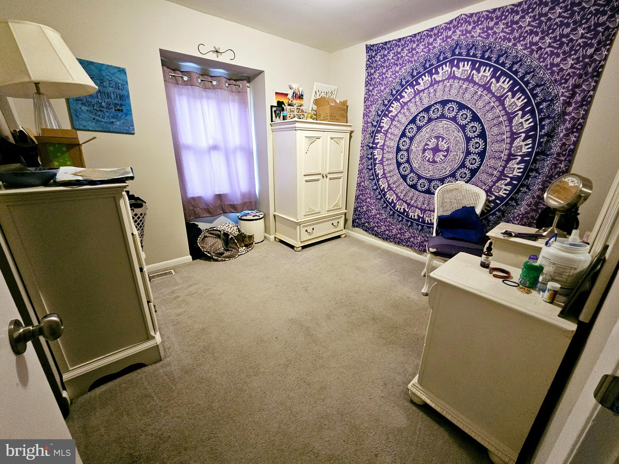 PONDVIEW - Residential