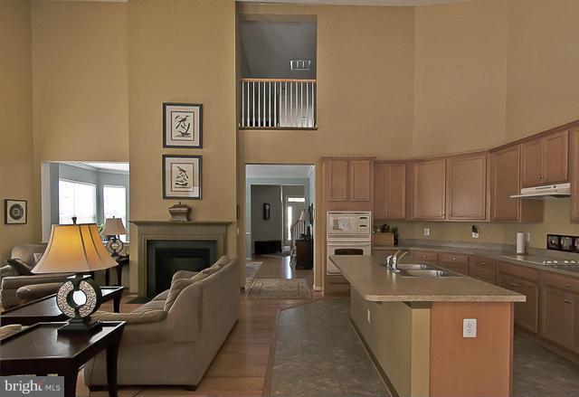 CARDINAL FIELDS - Residential