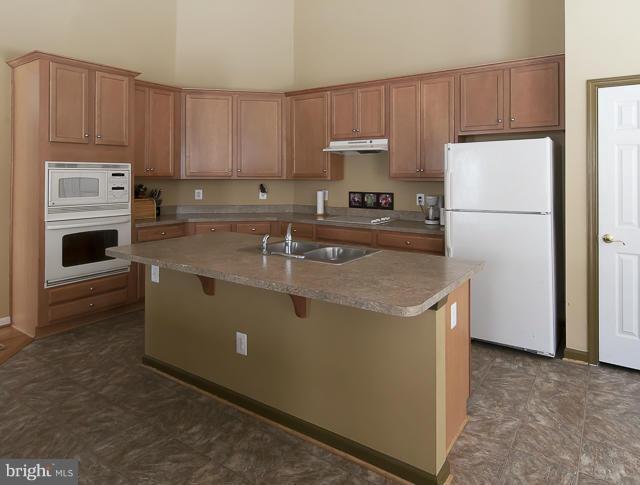 CARDINAL FIELDS - Residential