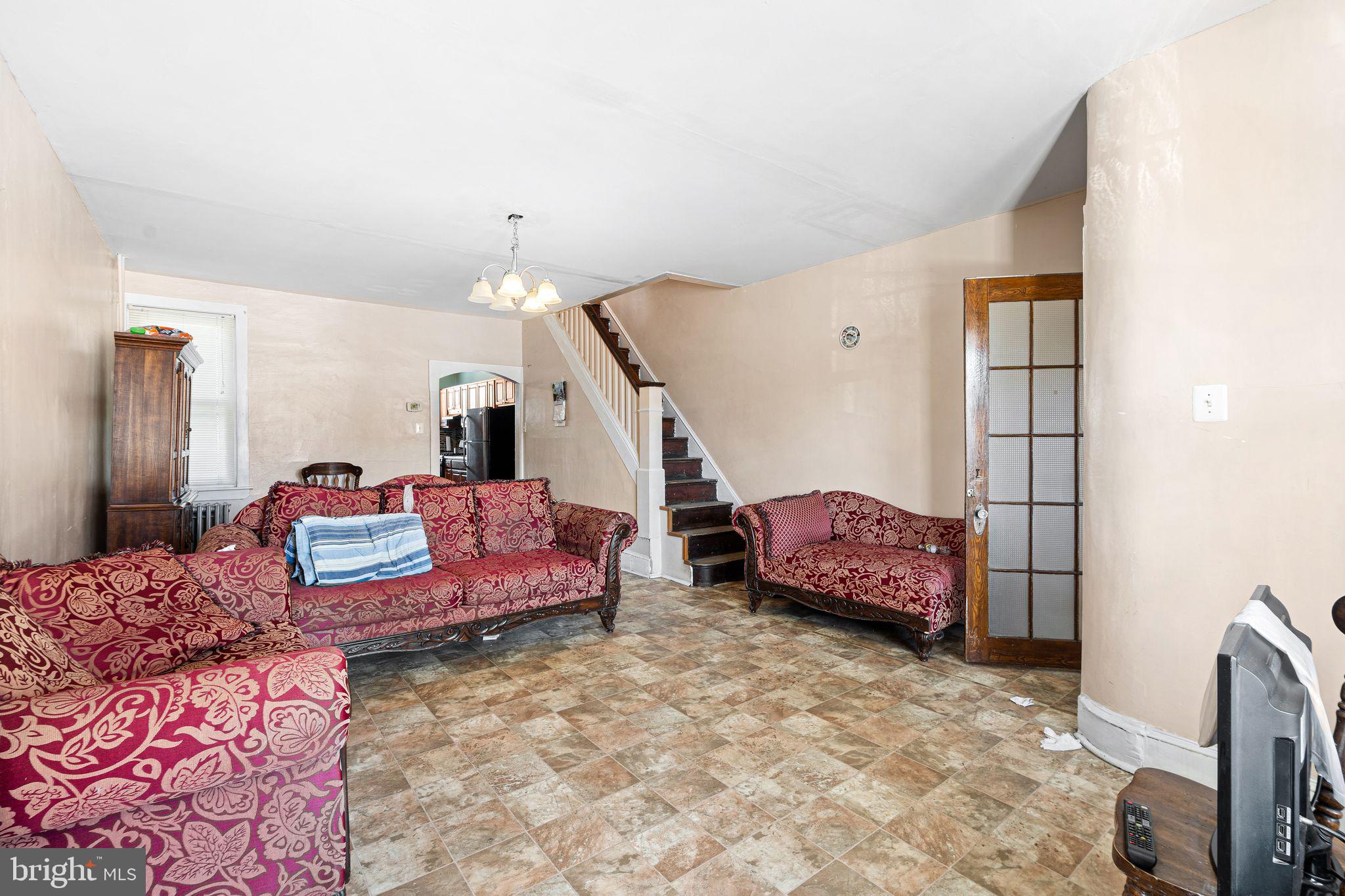 KENSINGTON - Residential