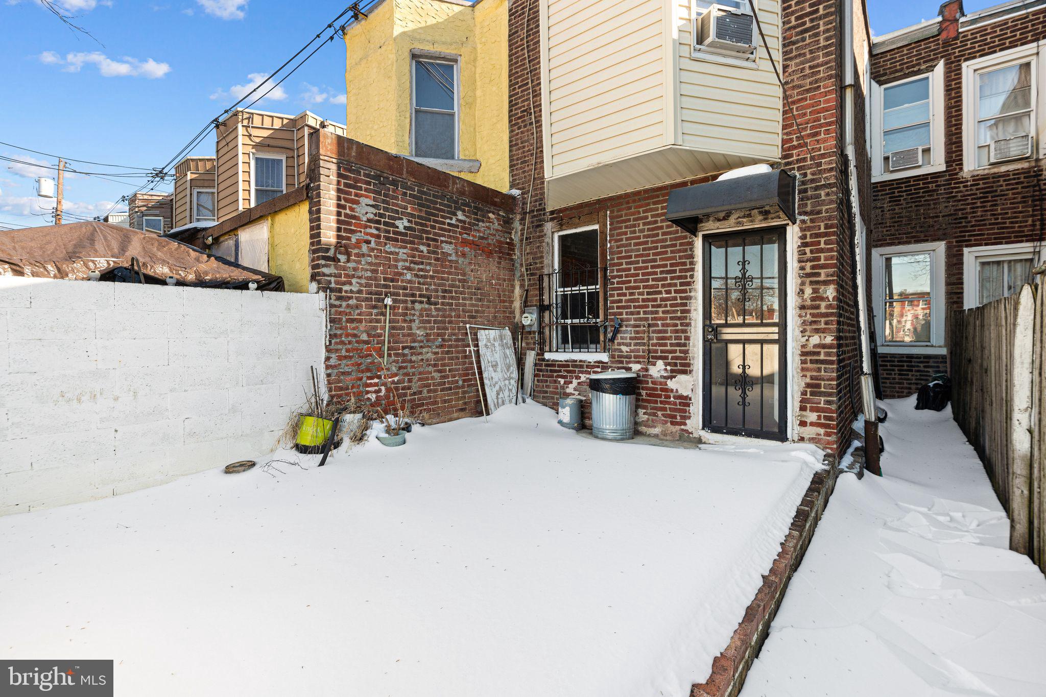 KENSINGTON - Residential