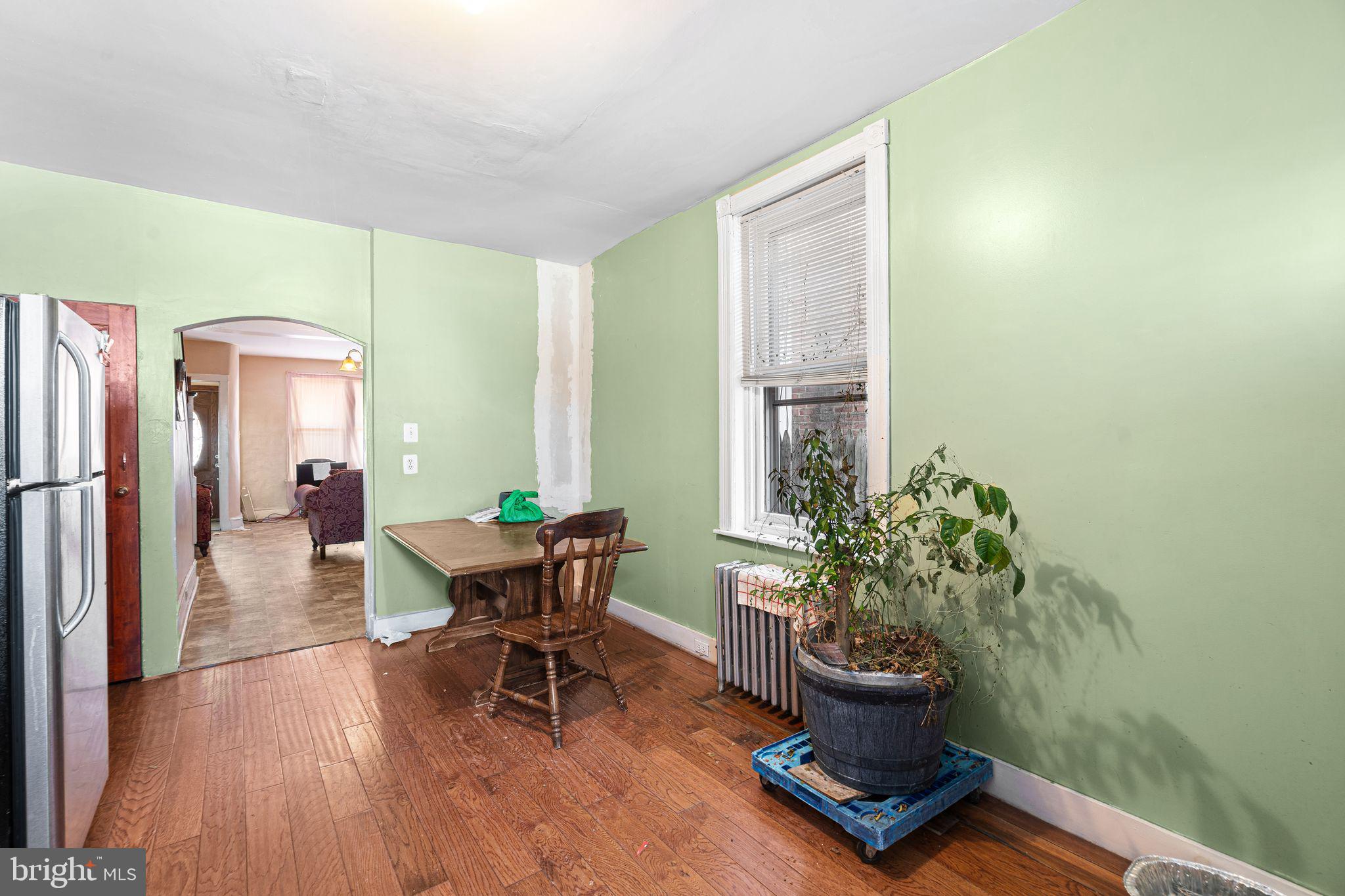 KENSINGTON - Residential