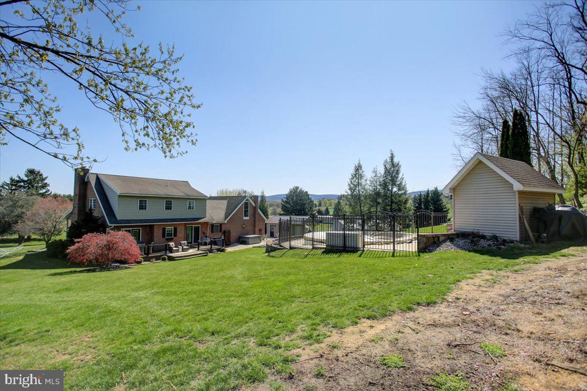 SOUTHAMPTON TWP - Residential