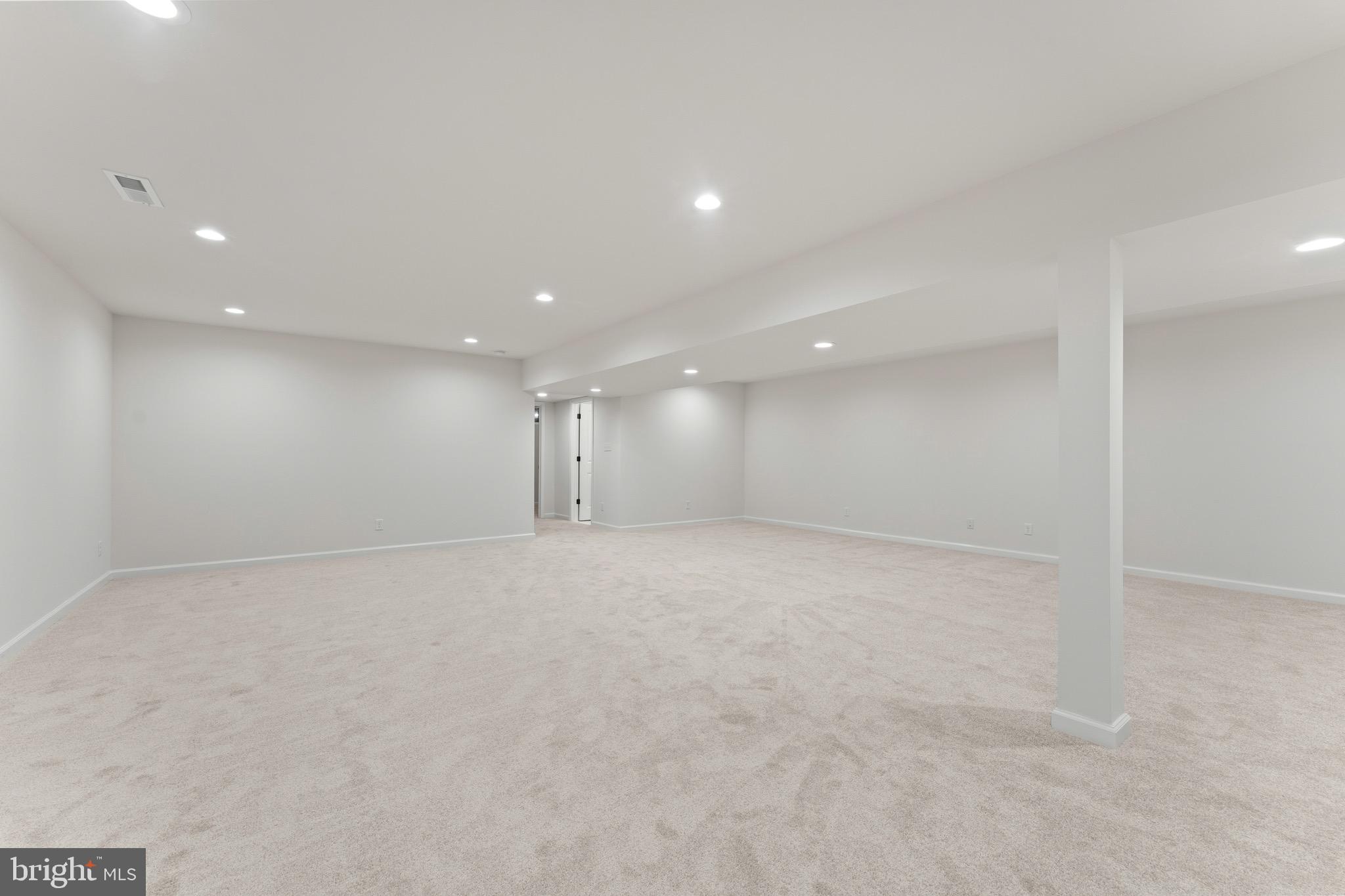 WYNDEMERE - Residential