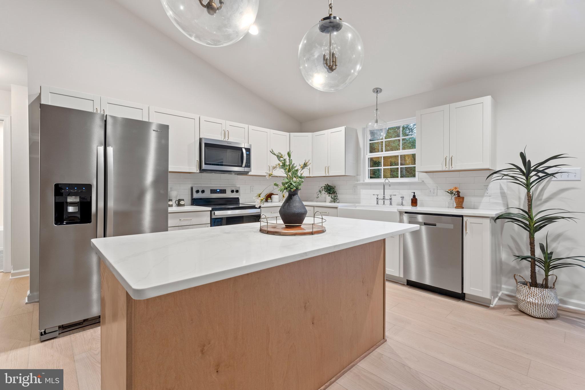 WYNDEMERE - Residential