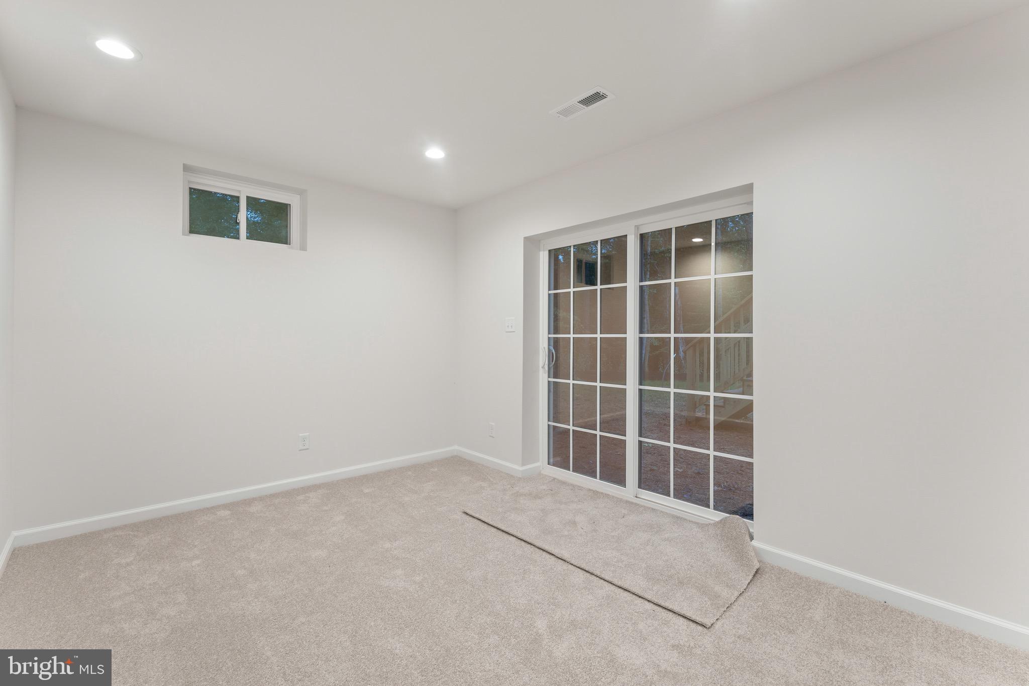 WYNDEMERE - Residential