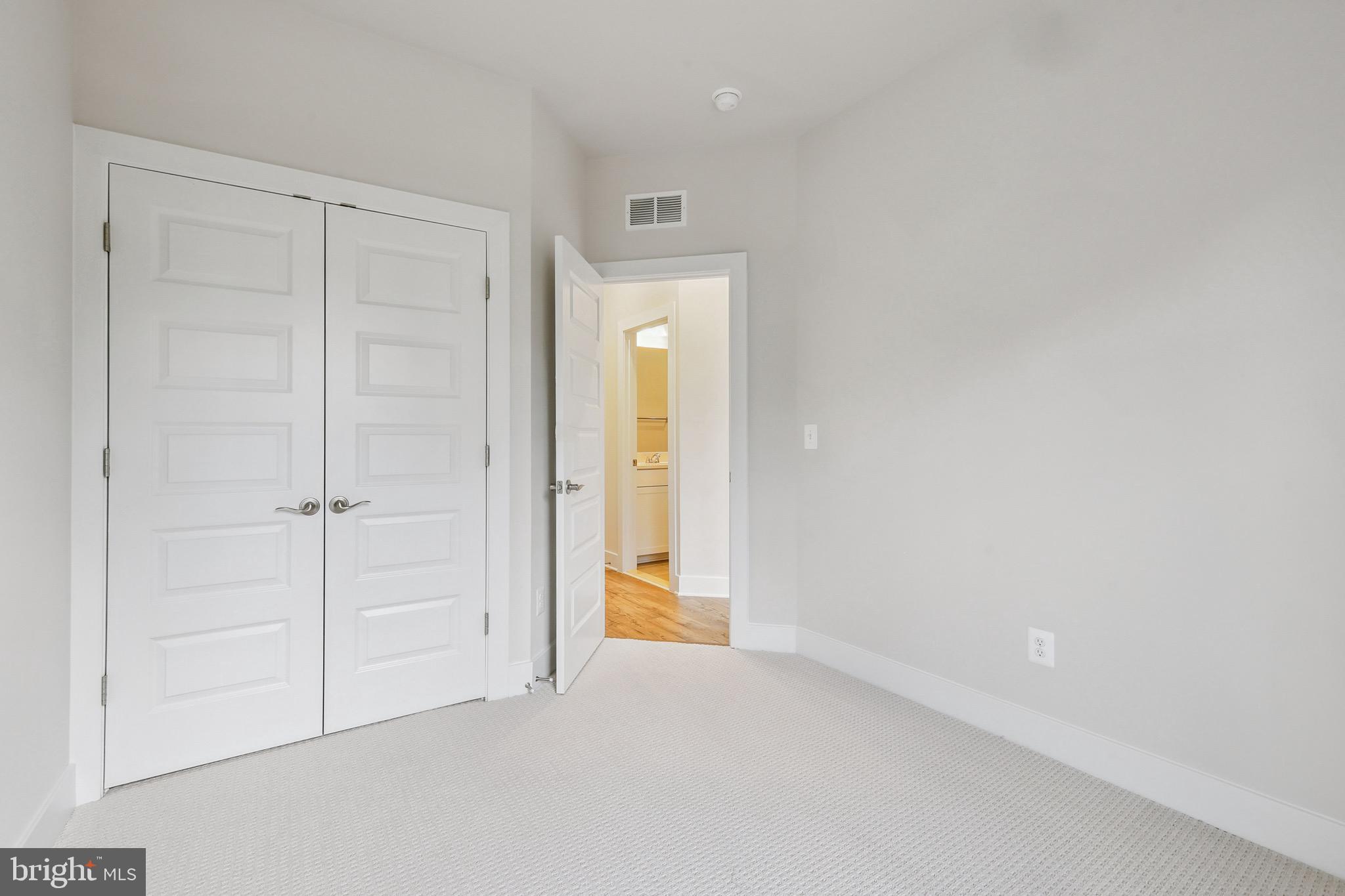 SUNSET STATION - Residential