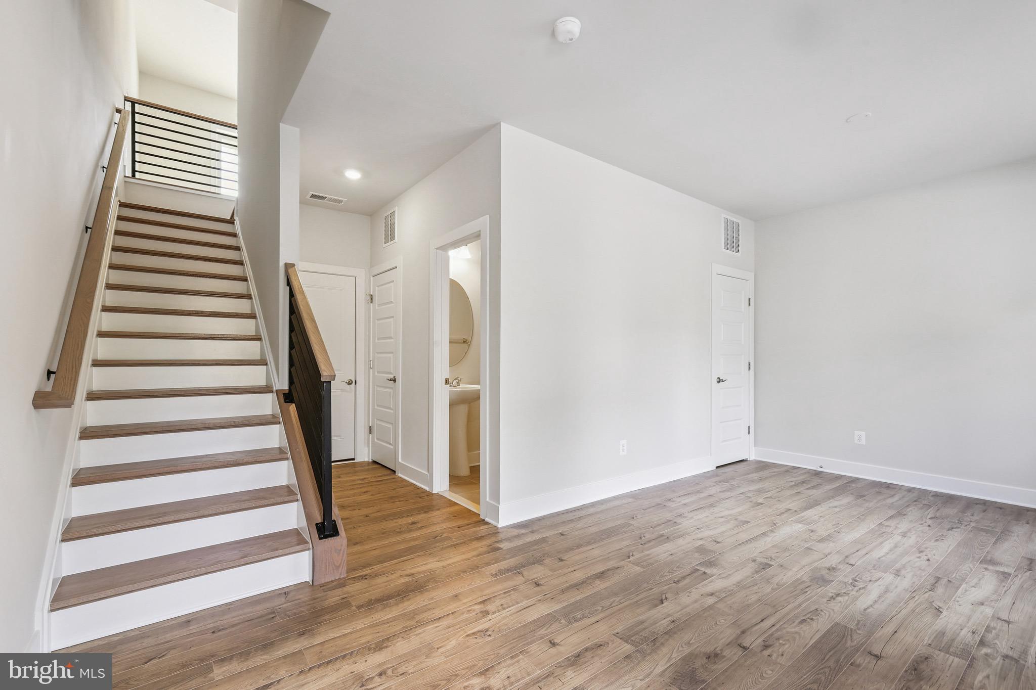 11640 AMERICAN DREAM WAY