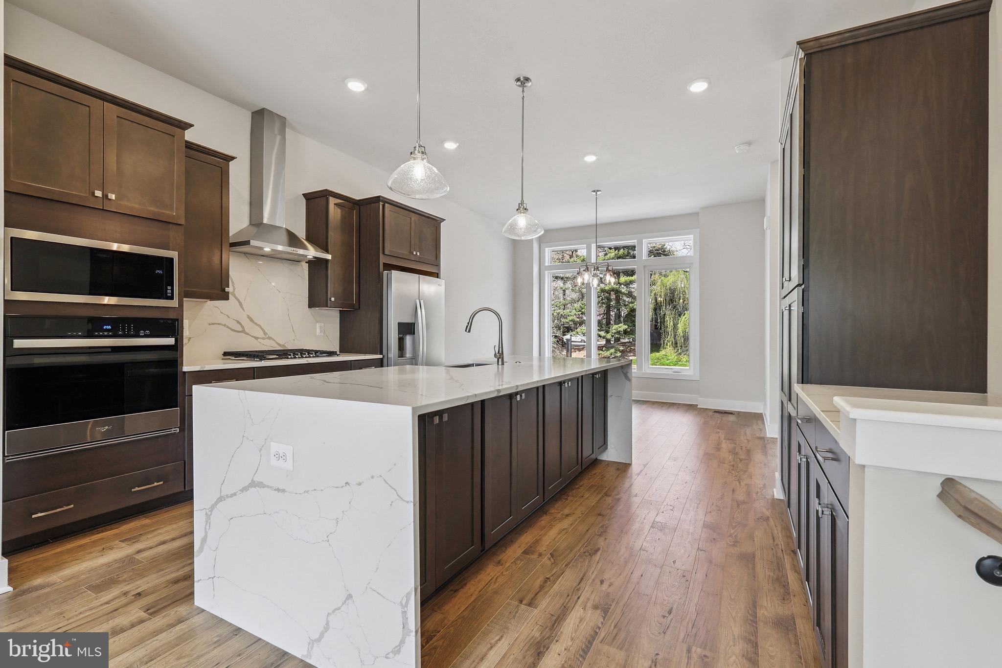 11640 AMERICAN DREAM WAY