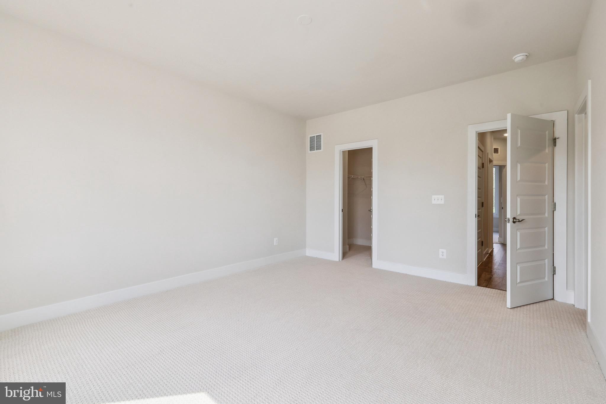 SUNSET STATION - Residential