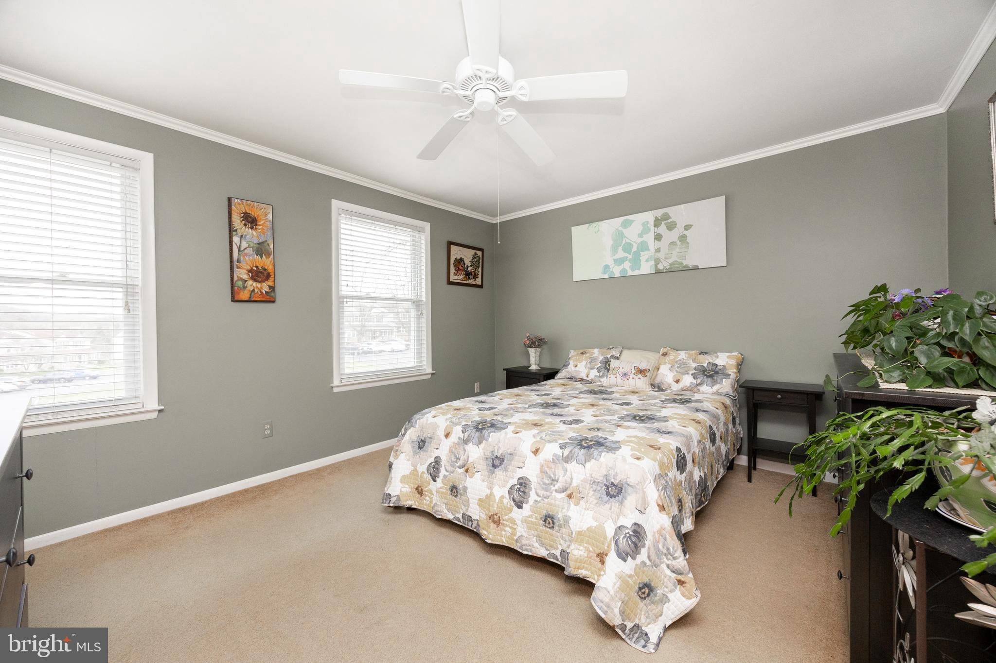 BEAVER RUN KNOLL - Residential