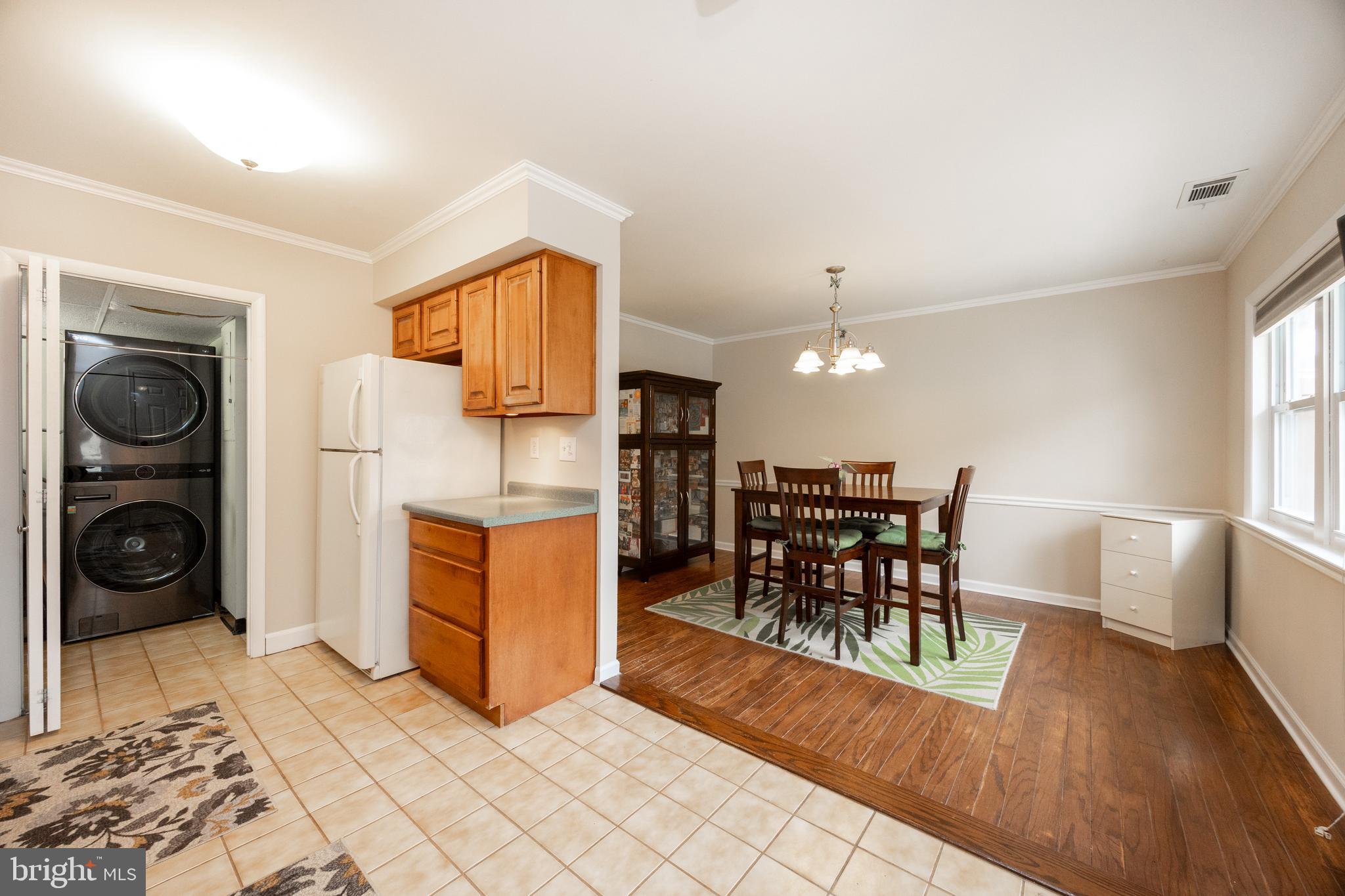 BEAVER RUN KNOLL - Residential