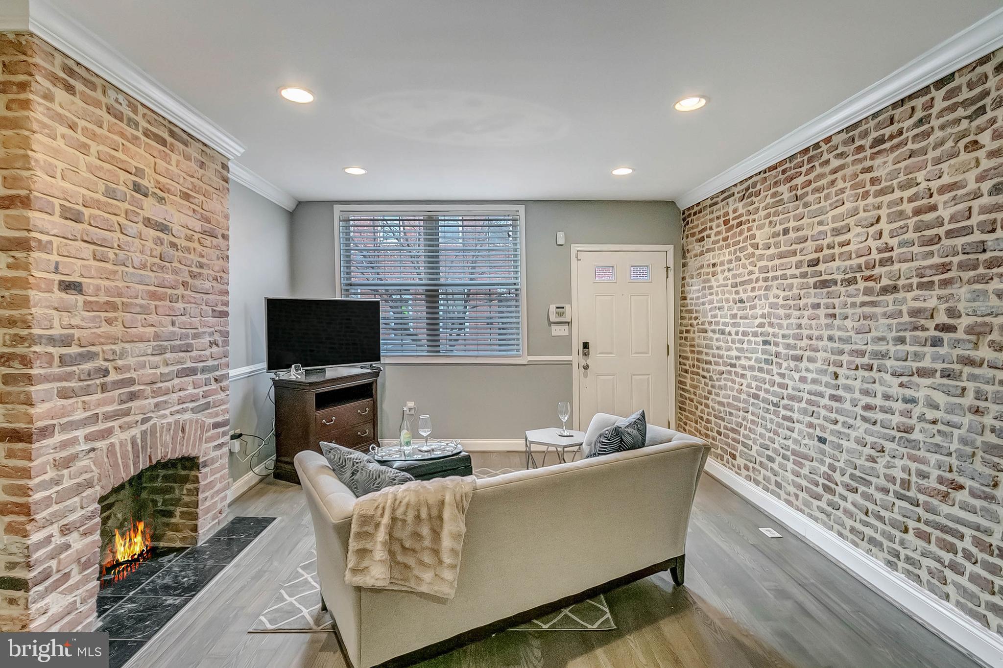 PIGTOWN - Residential