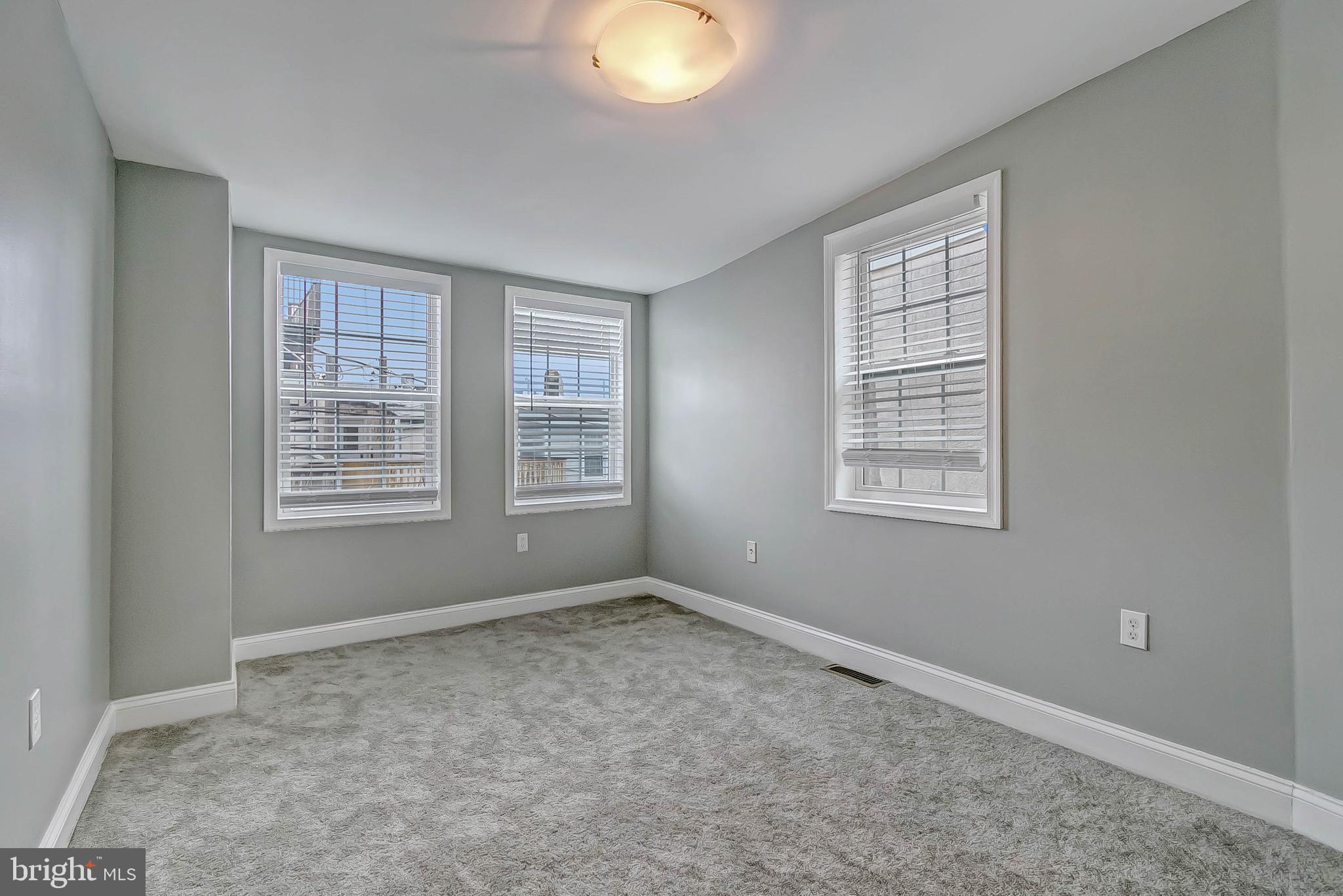 PIGTOWN - Residential