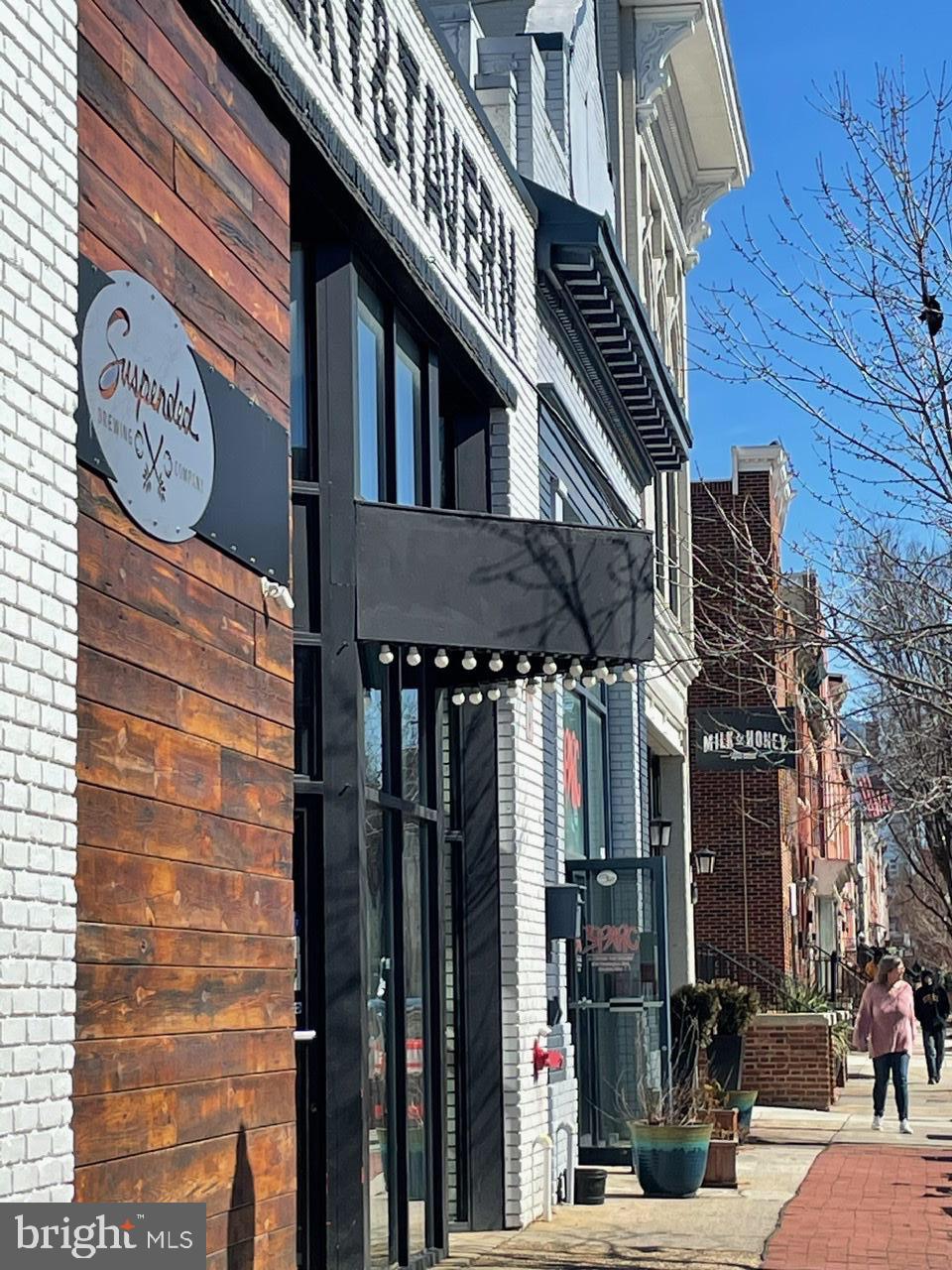 PIGTOWN - Residential