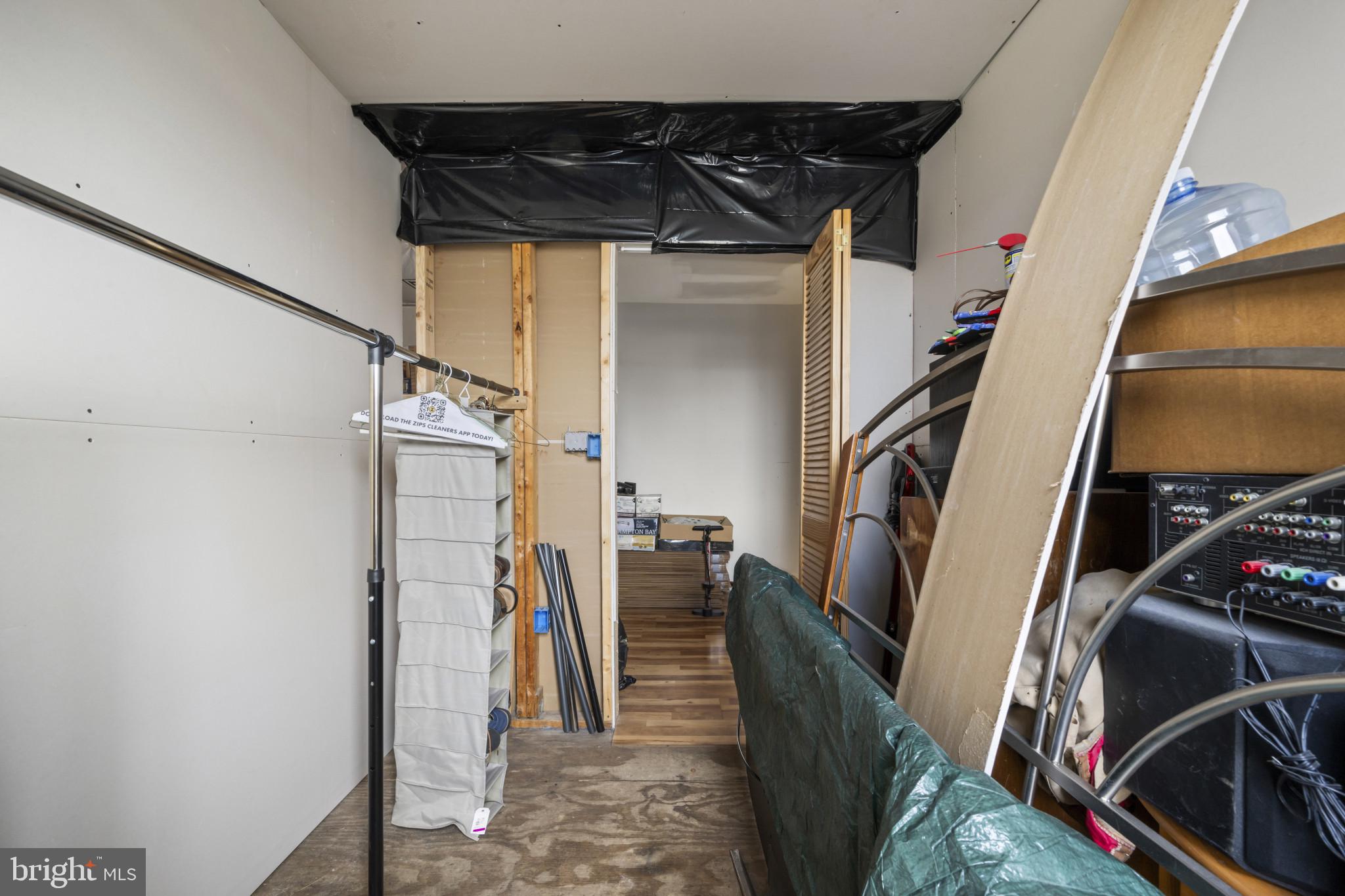 WOODMERE - Residential