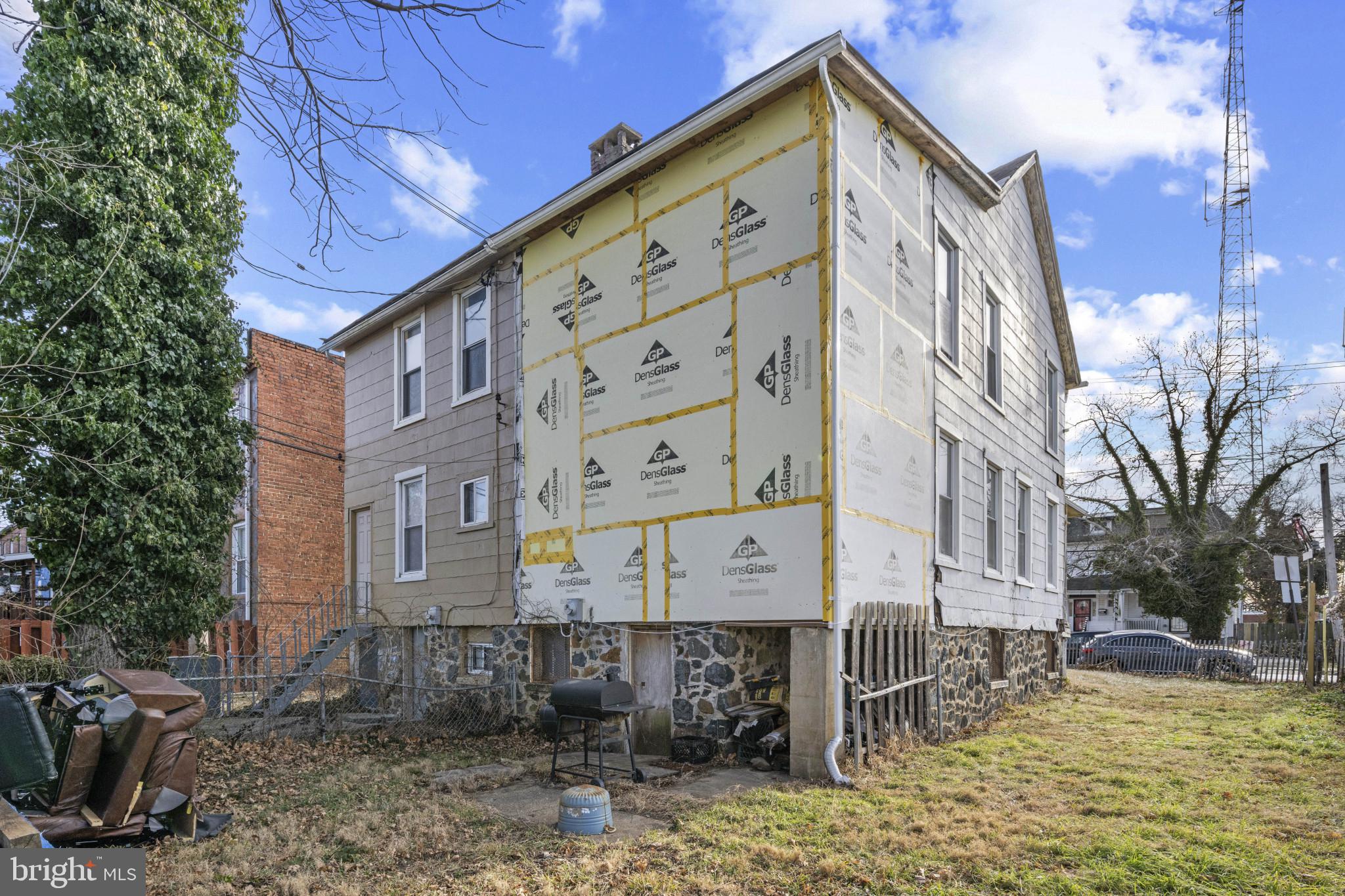 WOODMERE - Residential