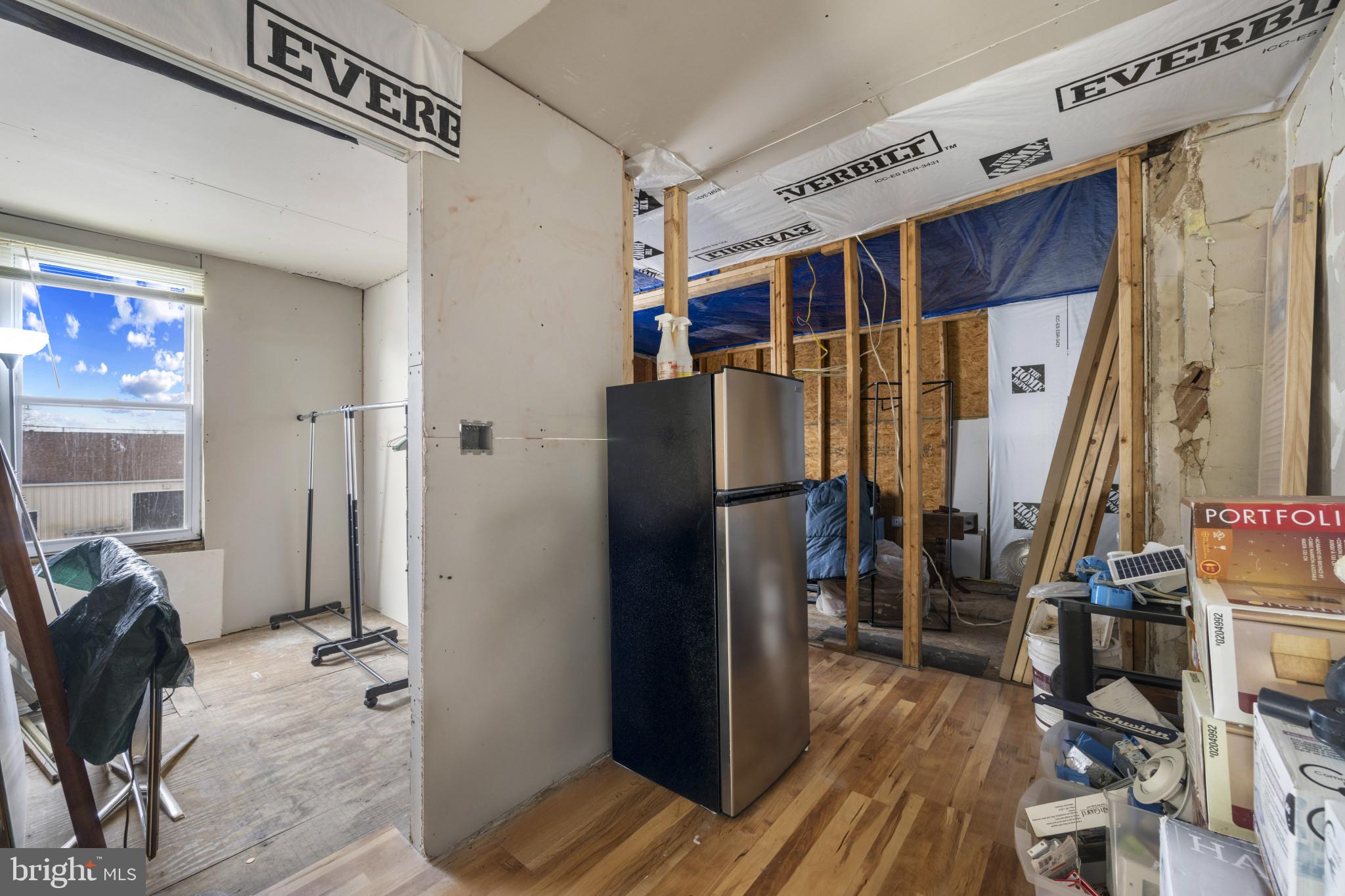 WOODMERE - Residential