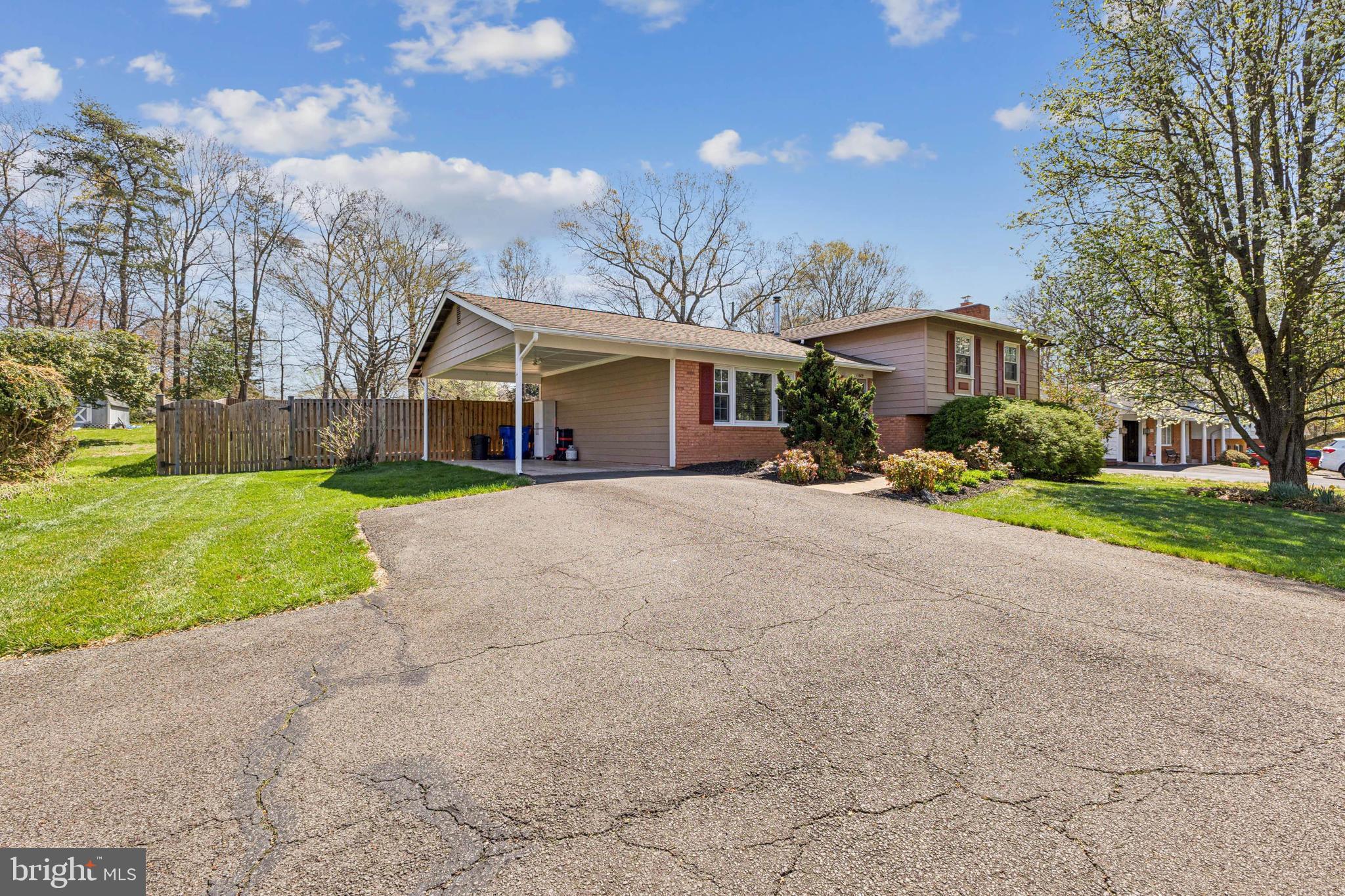 BRADLEY FOREST - Residential