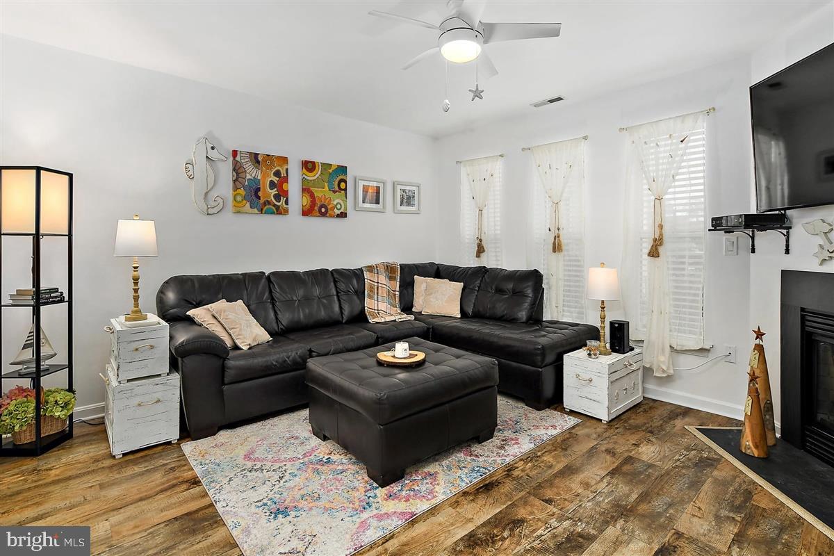 OCEAN PINES - MARINA VILLAGE - Residential