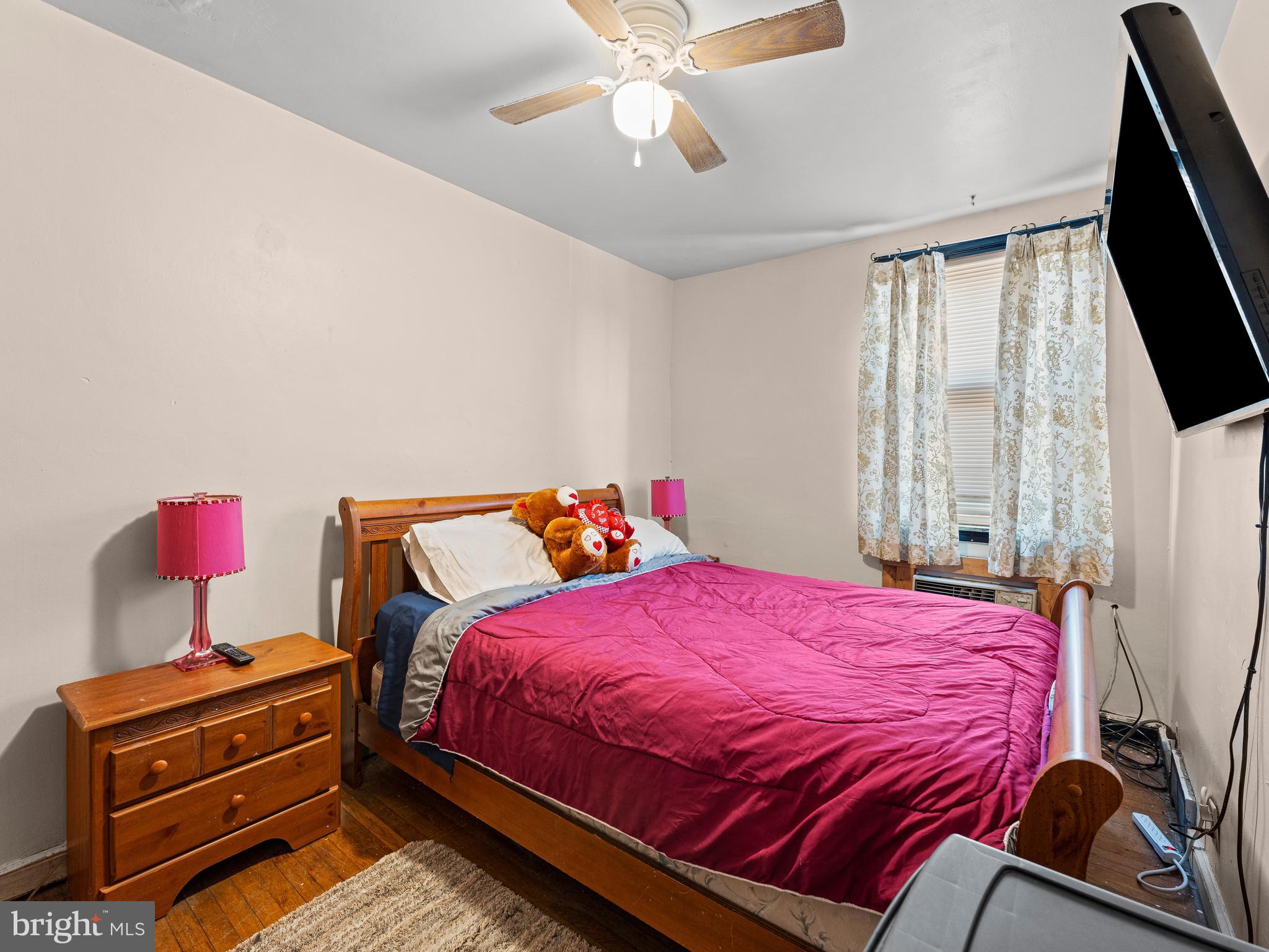 HOLMESBURG - Residential