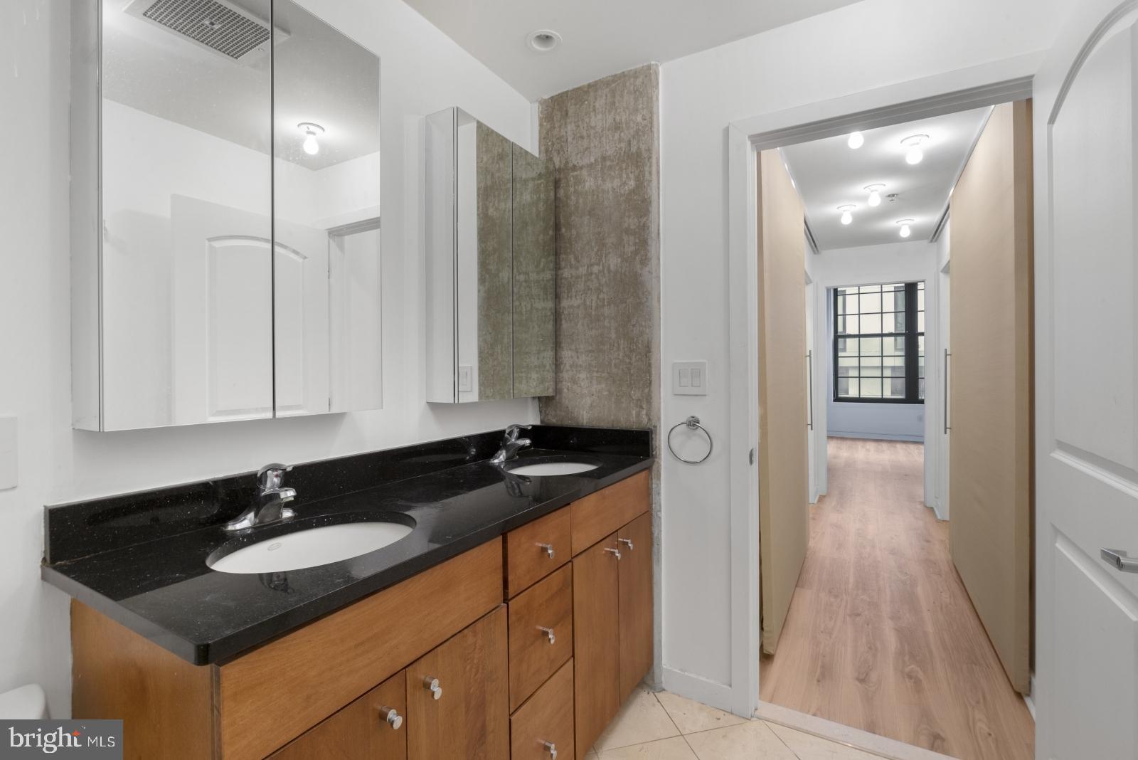 OLD CITY - Residential Lease