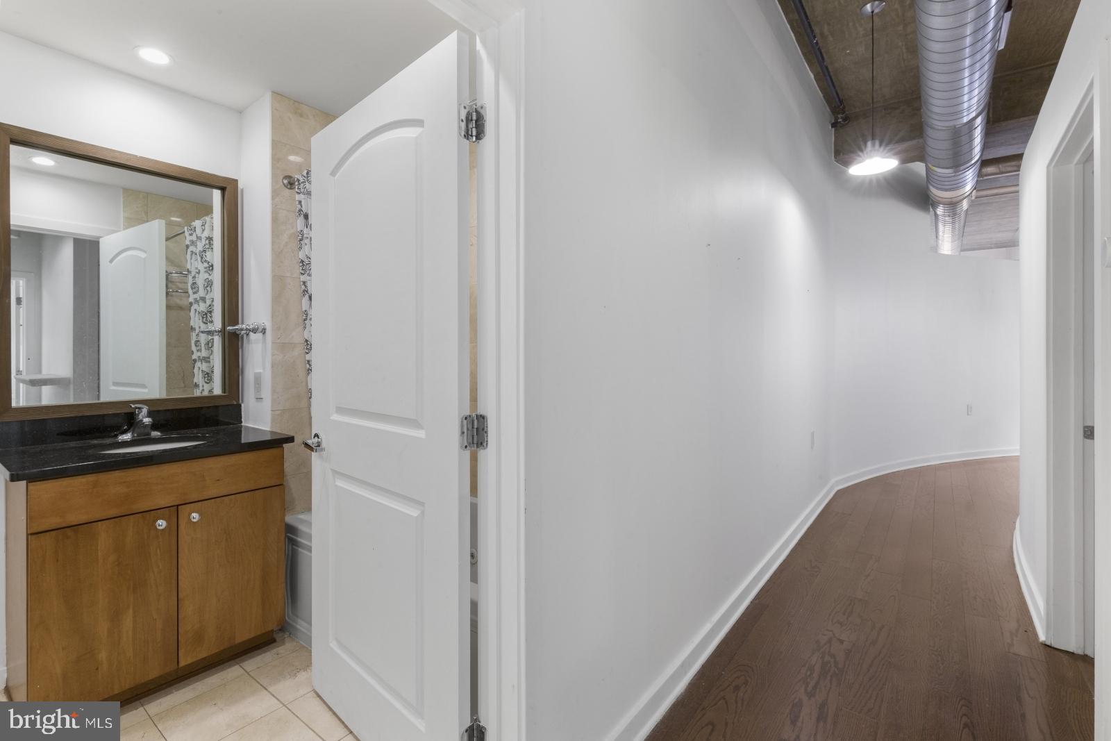 OLD CITY - Residential Lease