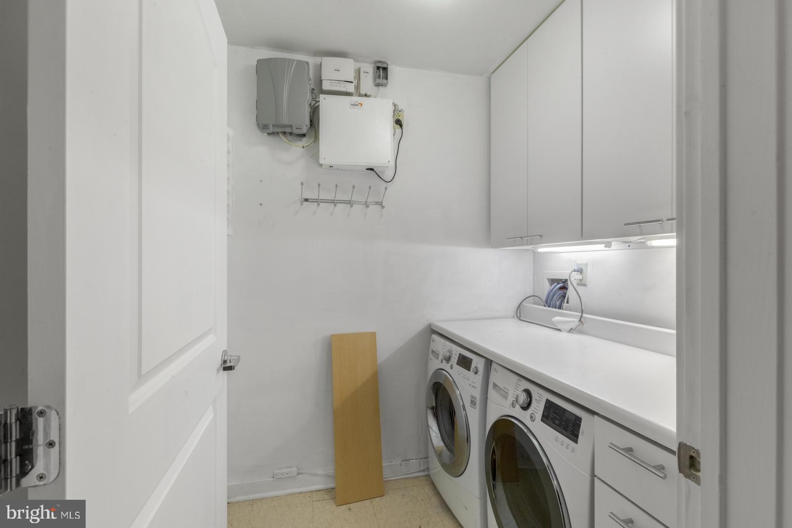 OLD CITY - Residential Lease