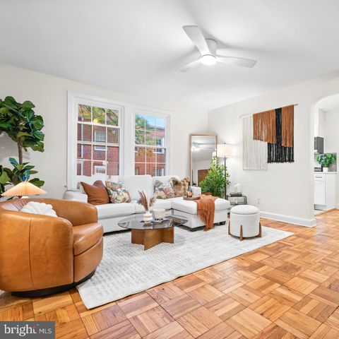 Photo of 2803 Cortland Place NW #206, WASHINGTON, DC 20008 (MLS # DCDC2228940) Photo of 2803 Cortland Place NW #206, WASHINGTON, DC 20008 (MLS # DCDC2228940)