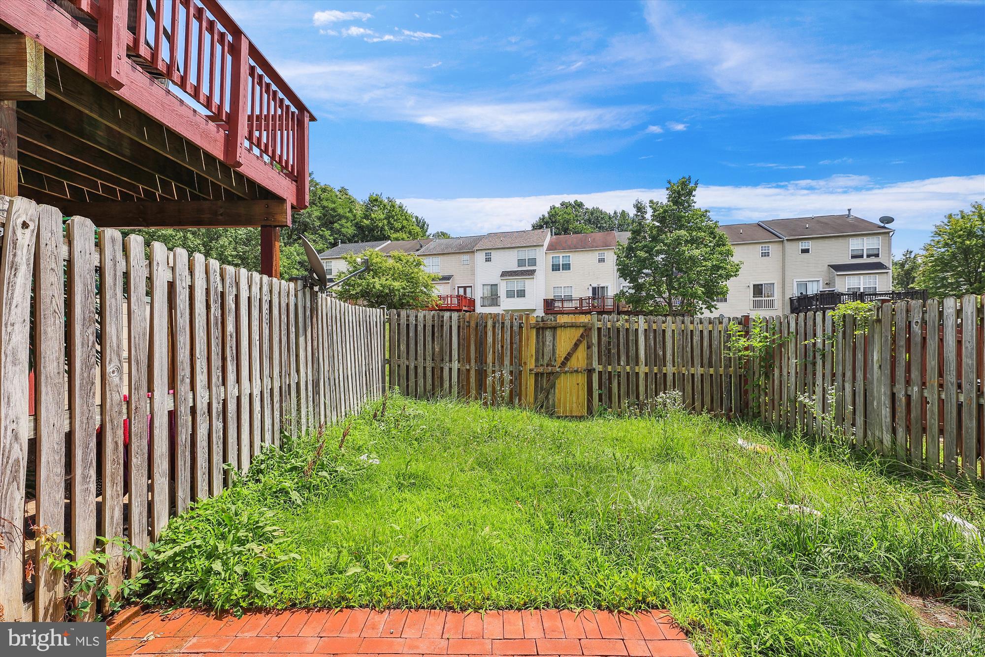 YORKSHIRE KNOLLS-PLAT 10 - Residential Lease