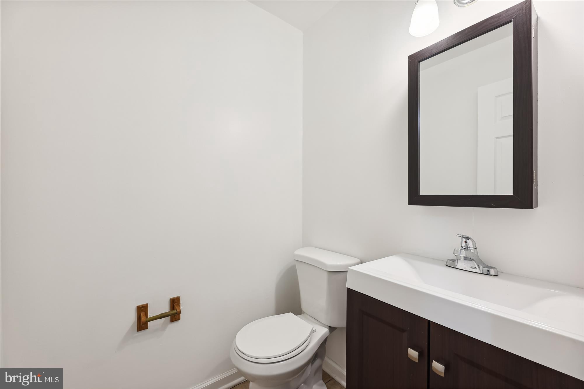 YORKSHIRE KNOLLS-PLAT 10 - Residential Lease