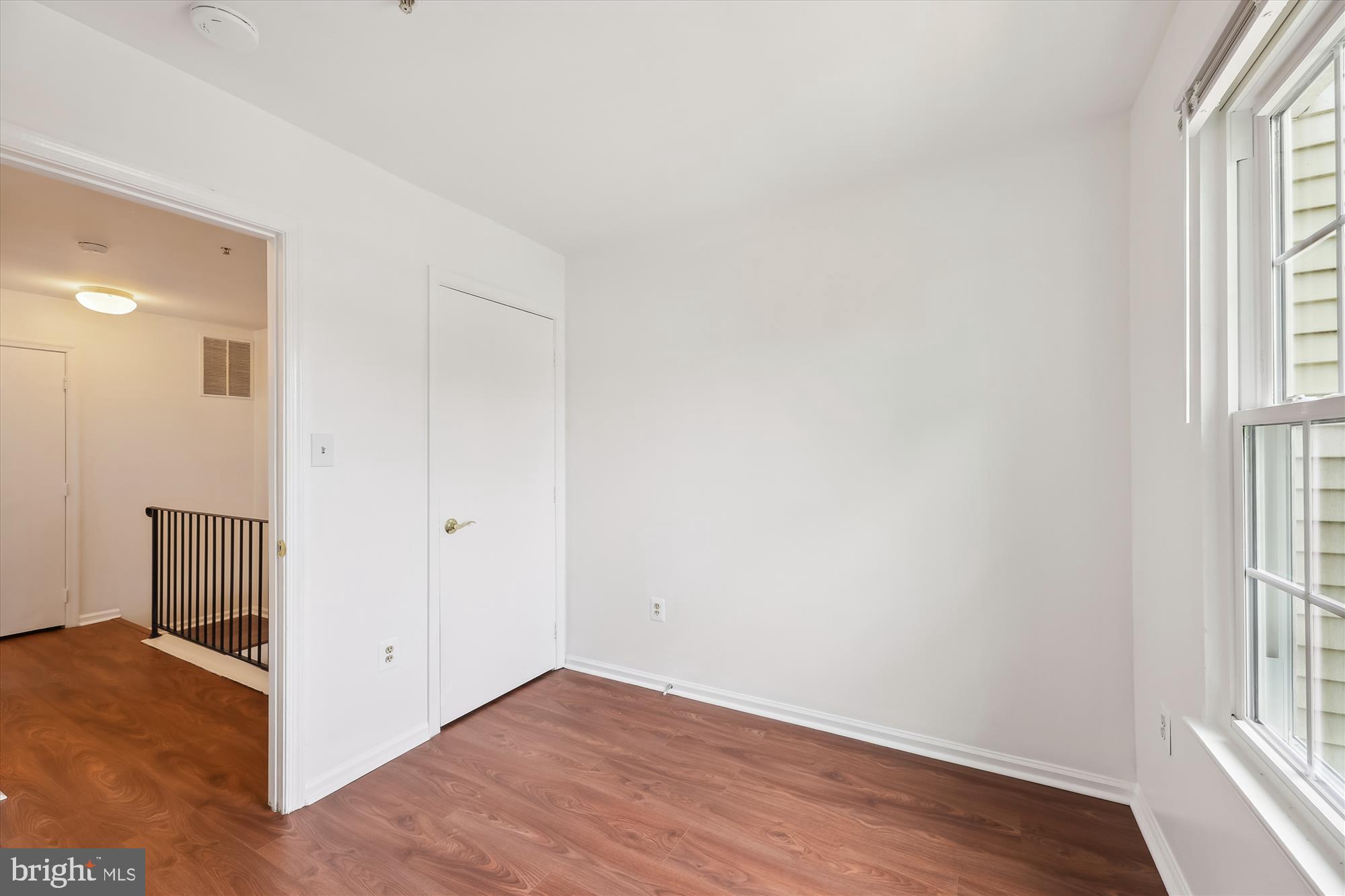 YORKSHIRE KNOLLS-PLAT 10 - Residential Lease